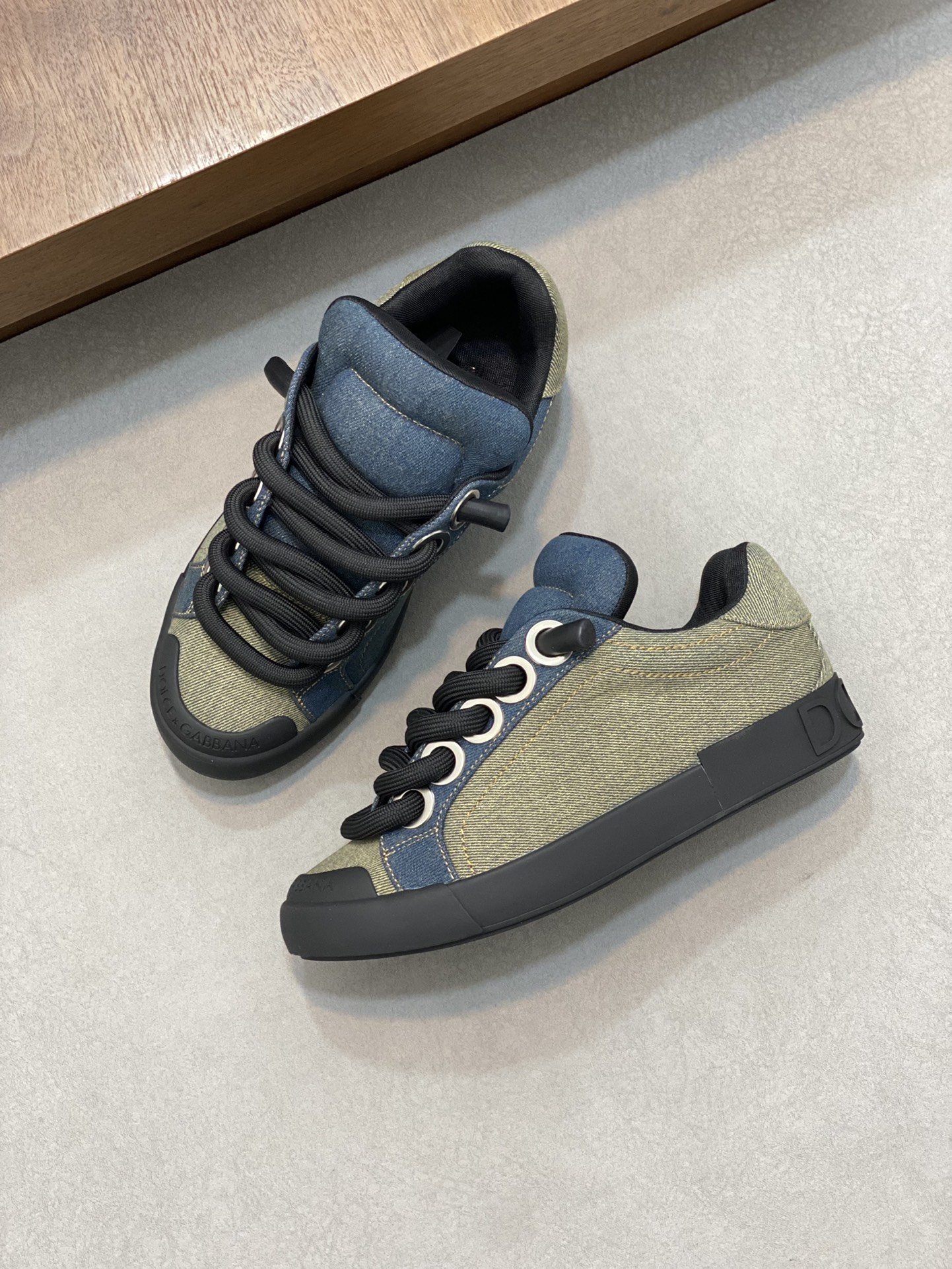 D&G SNEAKERS 