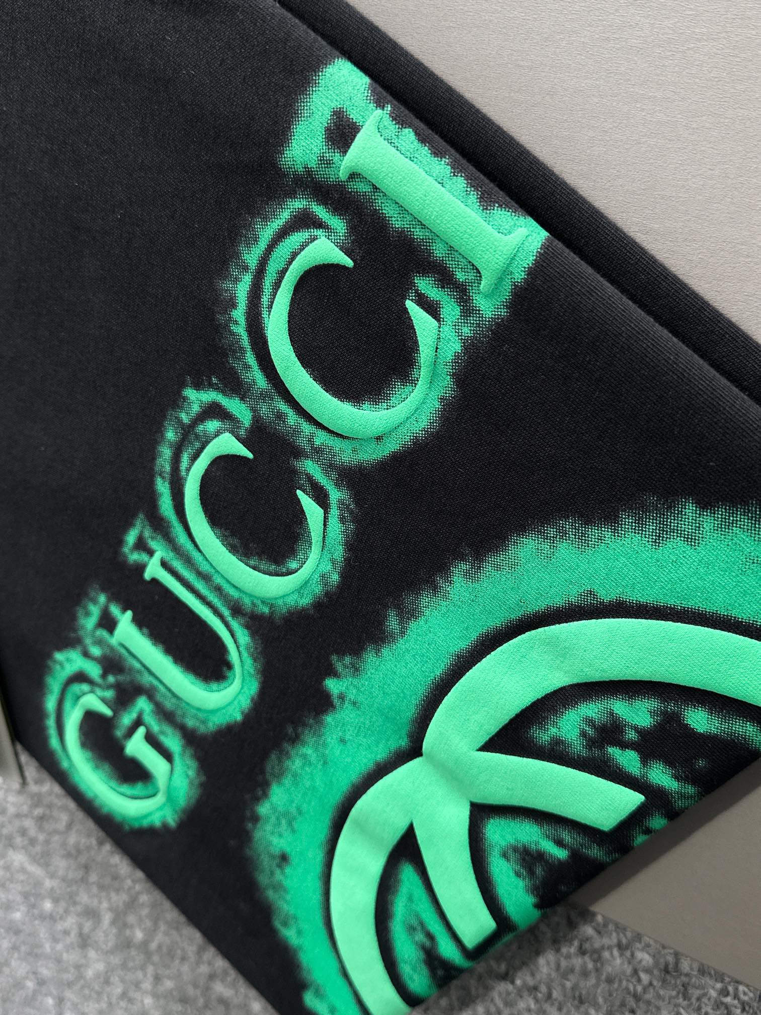 GUCCI T-SHIRT