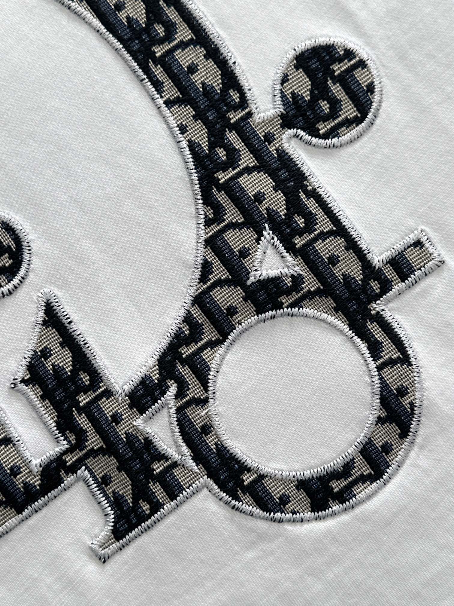 DIRO T-SHIRT