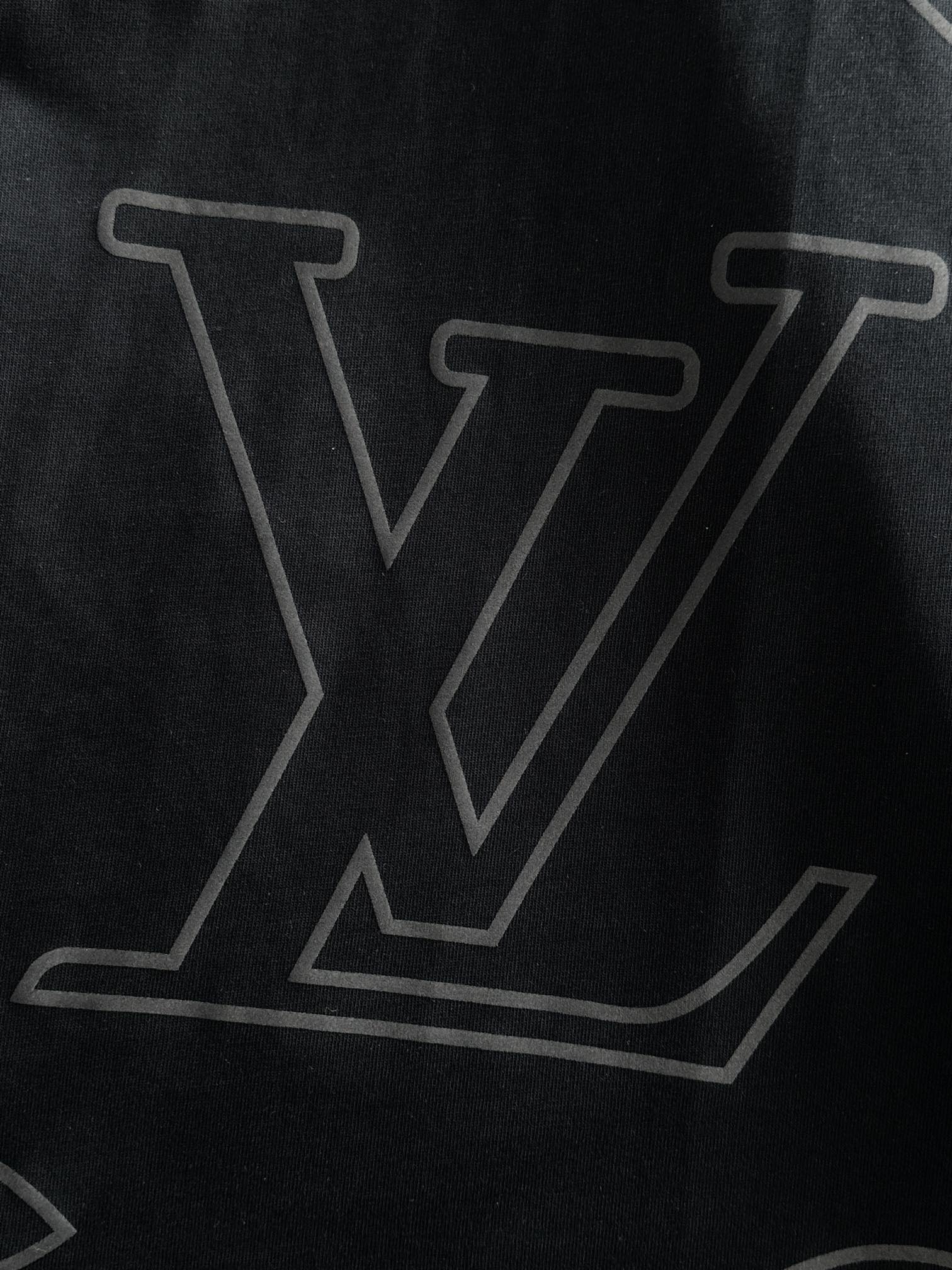 LV T-SHIRT
