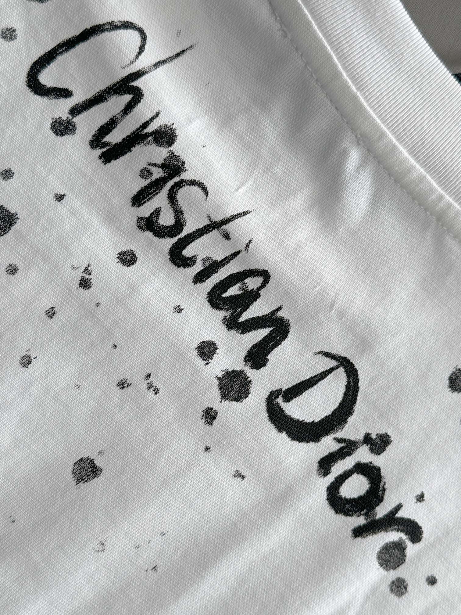 DIOR T-SHIRT