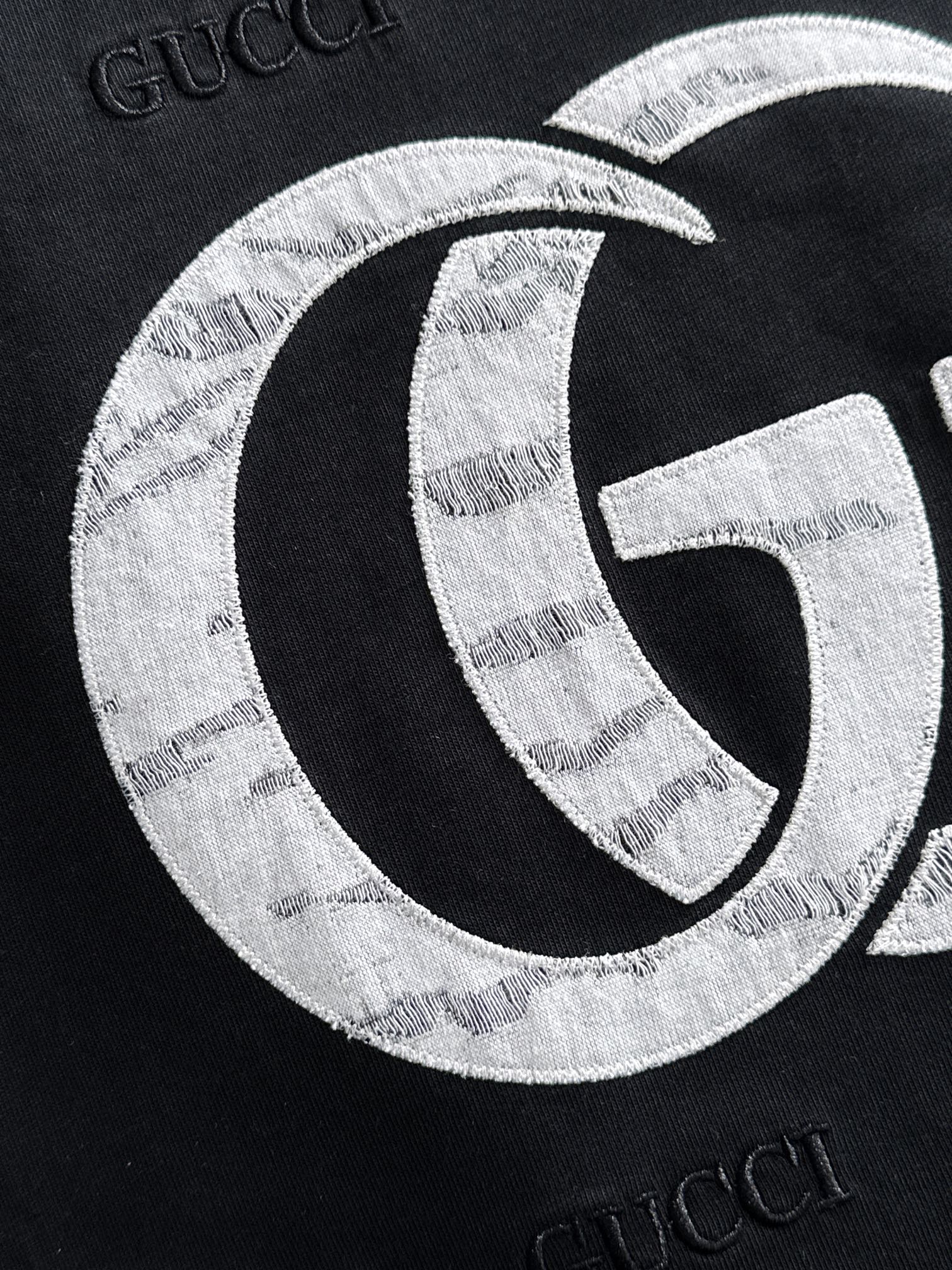 GUCCI T-SHIRT