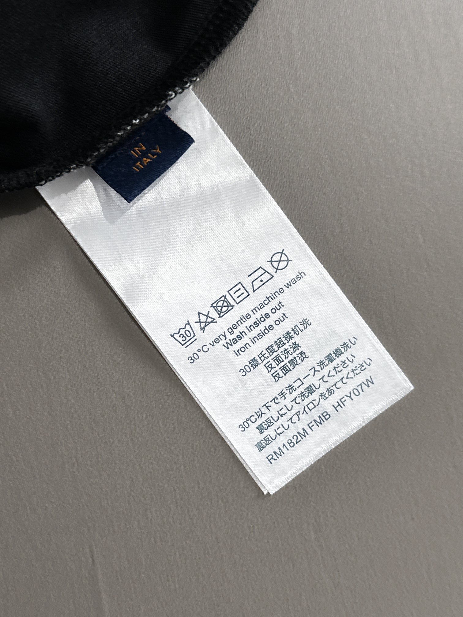 LV T-SHIRT
