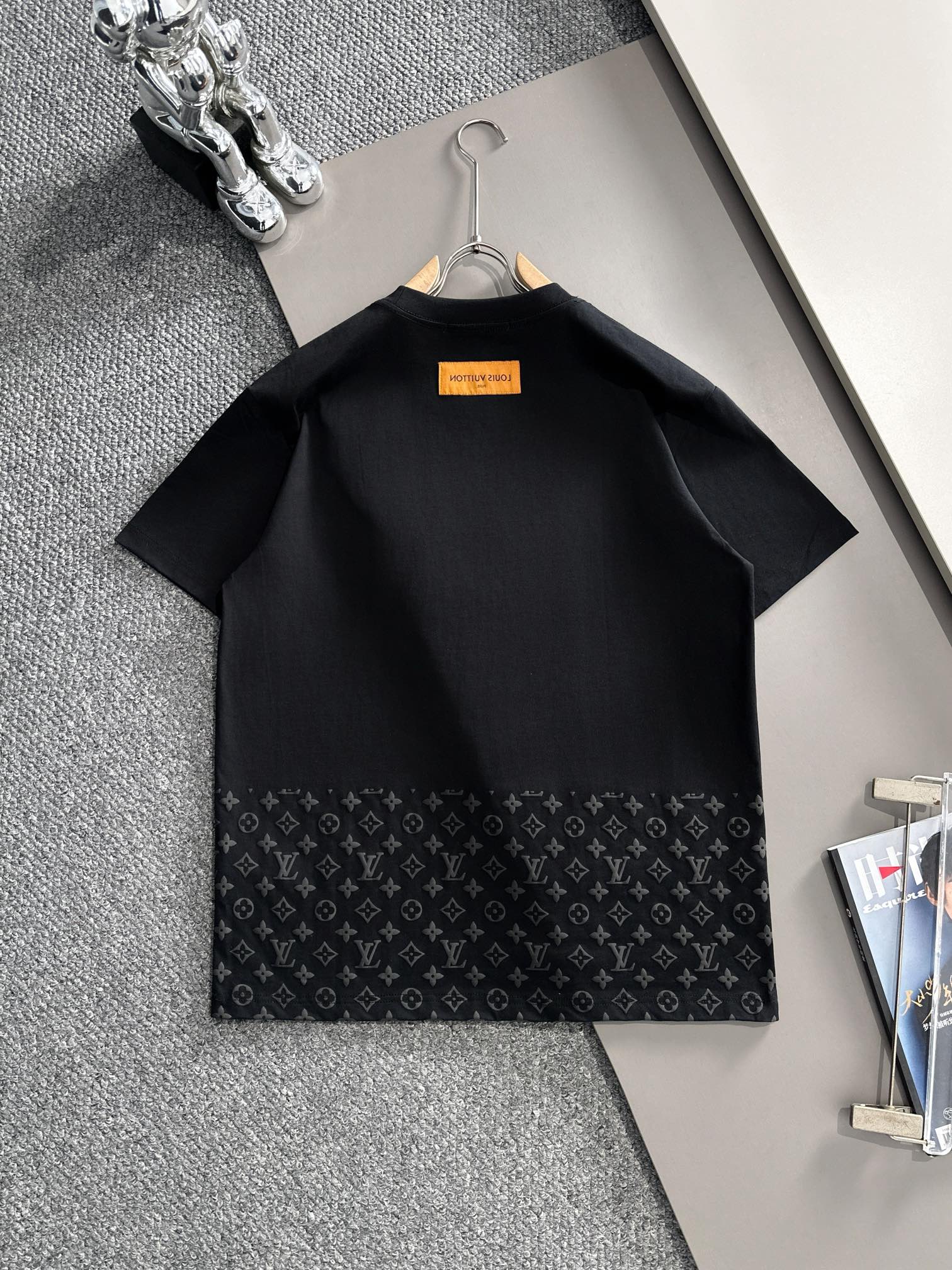 LV T-SHIRT