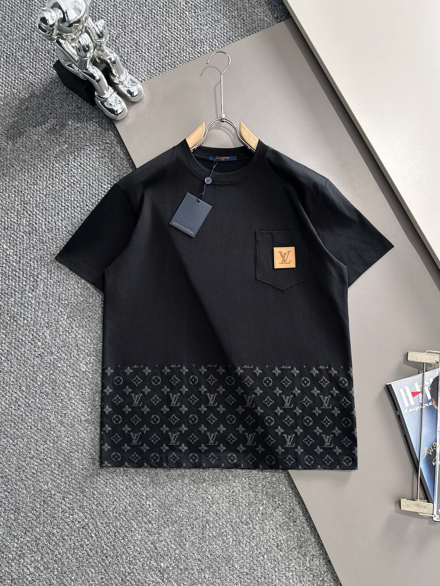 LV T-SHIRT