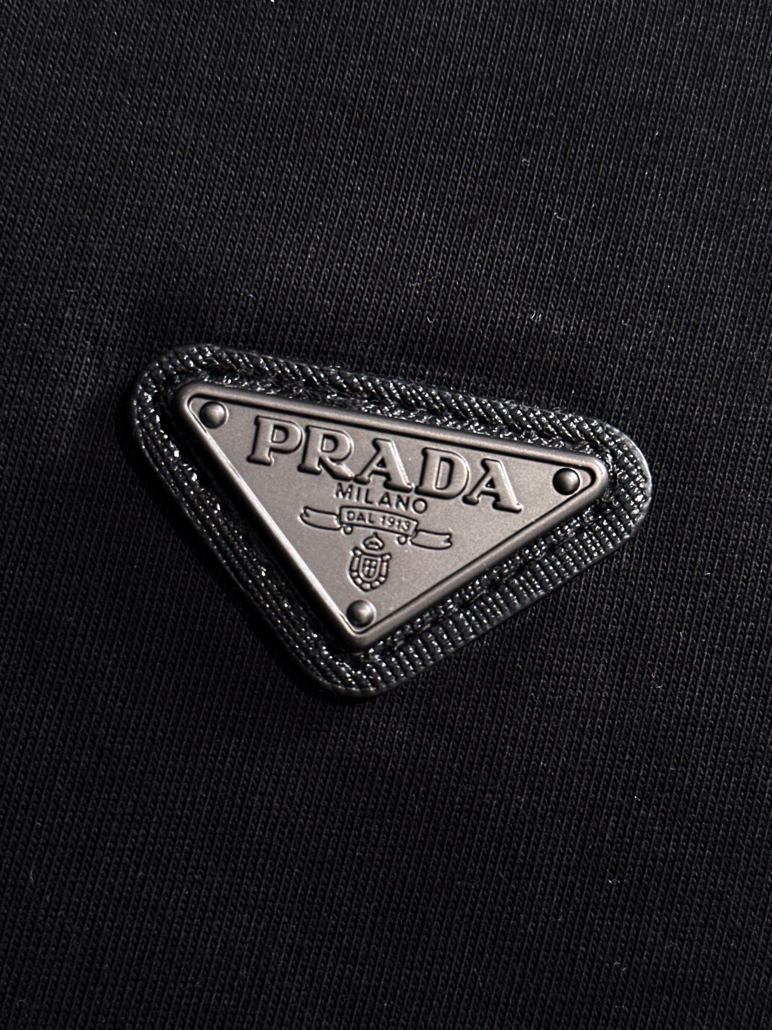PRADA T-SHIRT