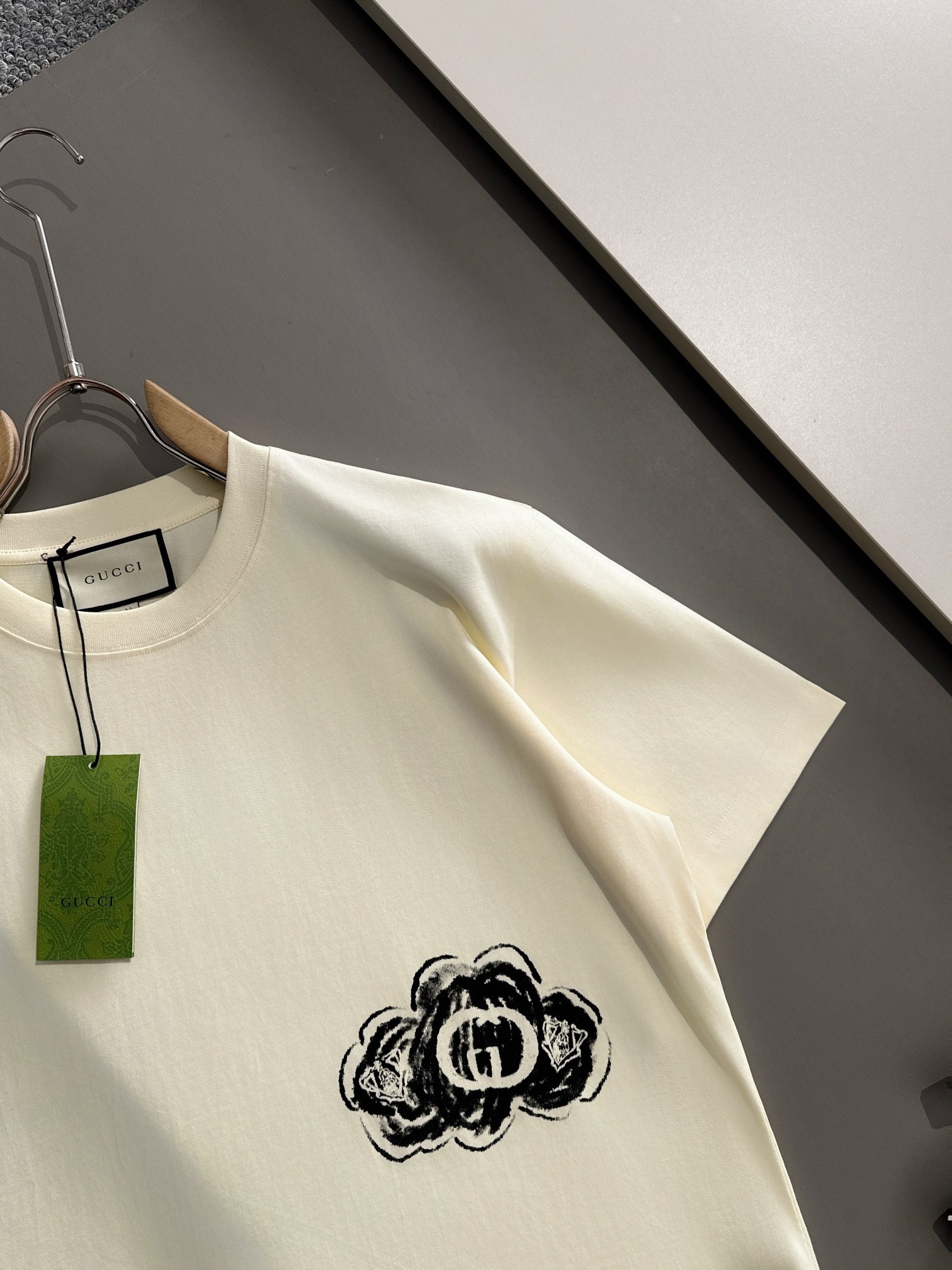 GUCCI T-SHIRT