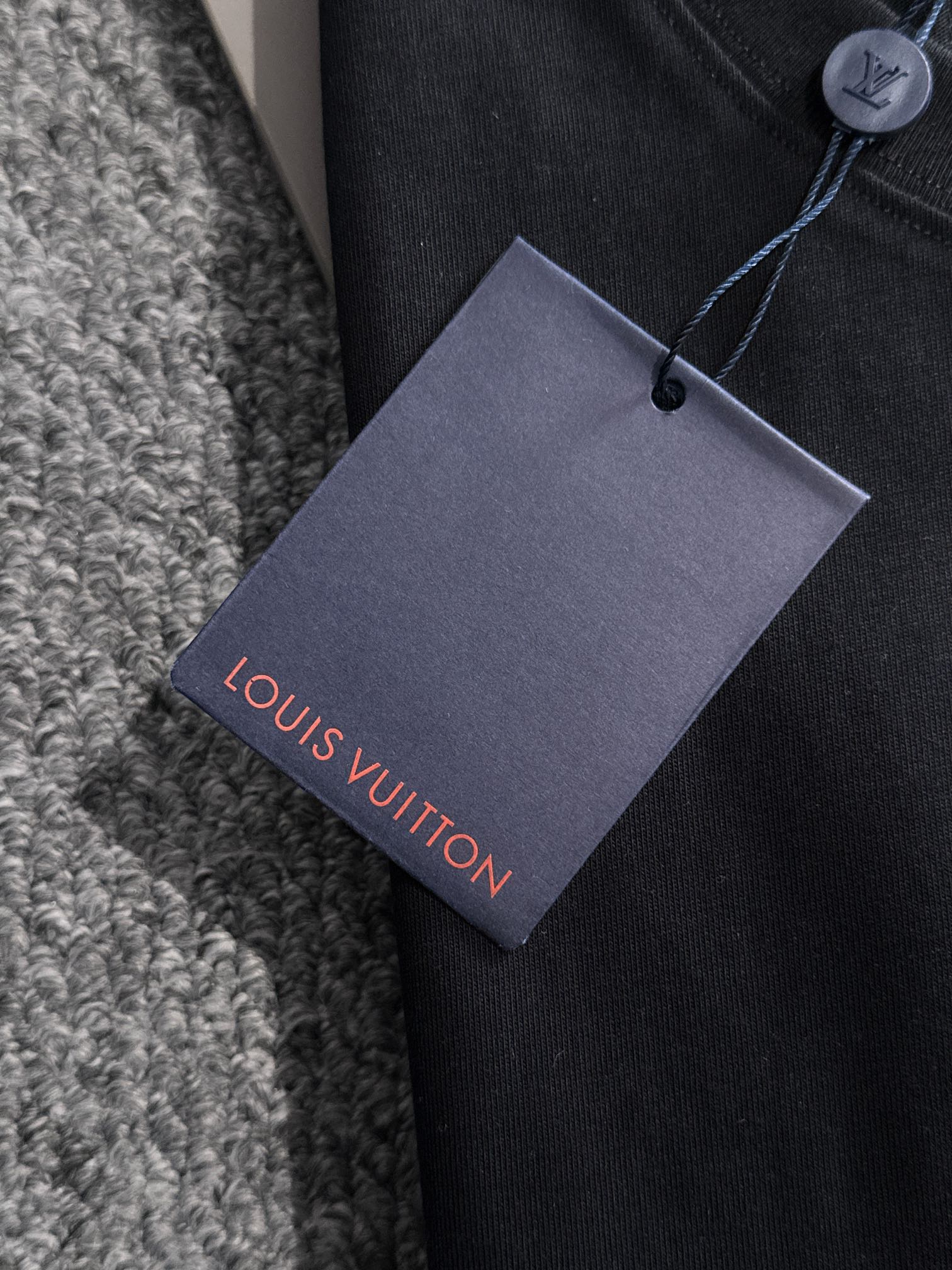 LV T-SHIRT
