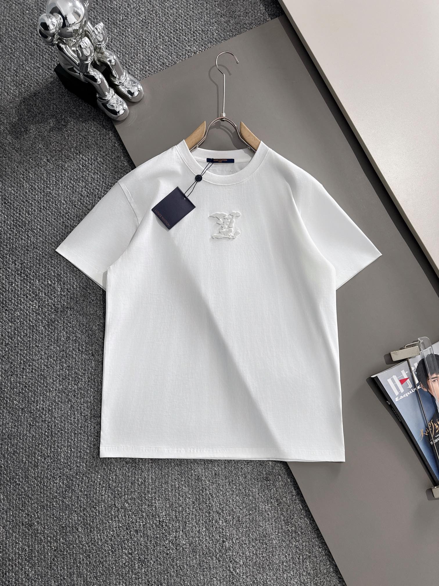 LV T-SHIRT