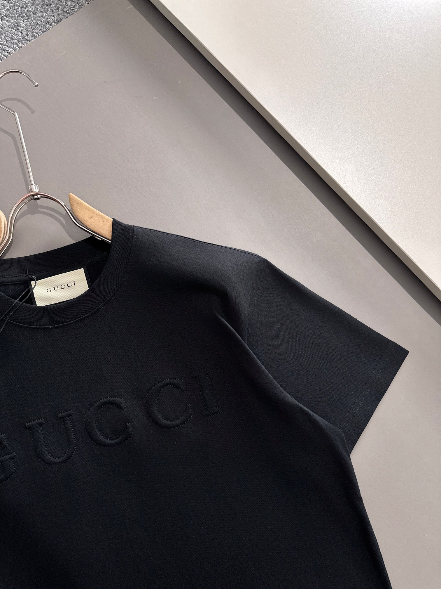 GUCCI T-SHIRT