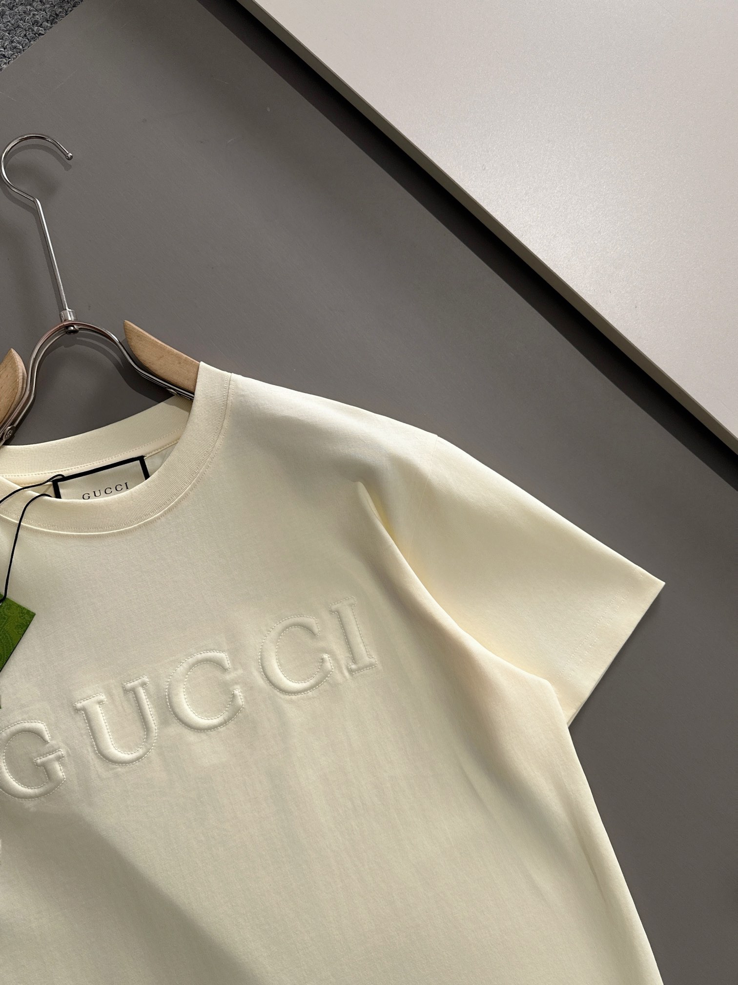 GUCCI T-SHIRT