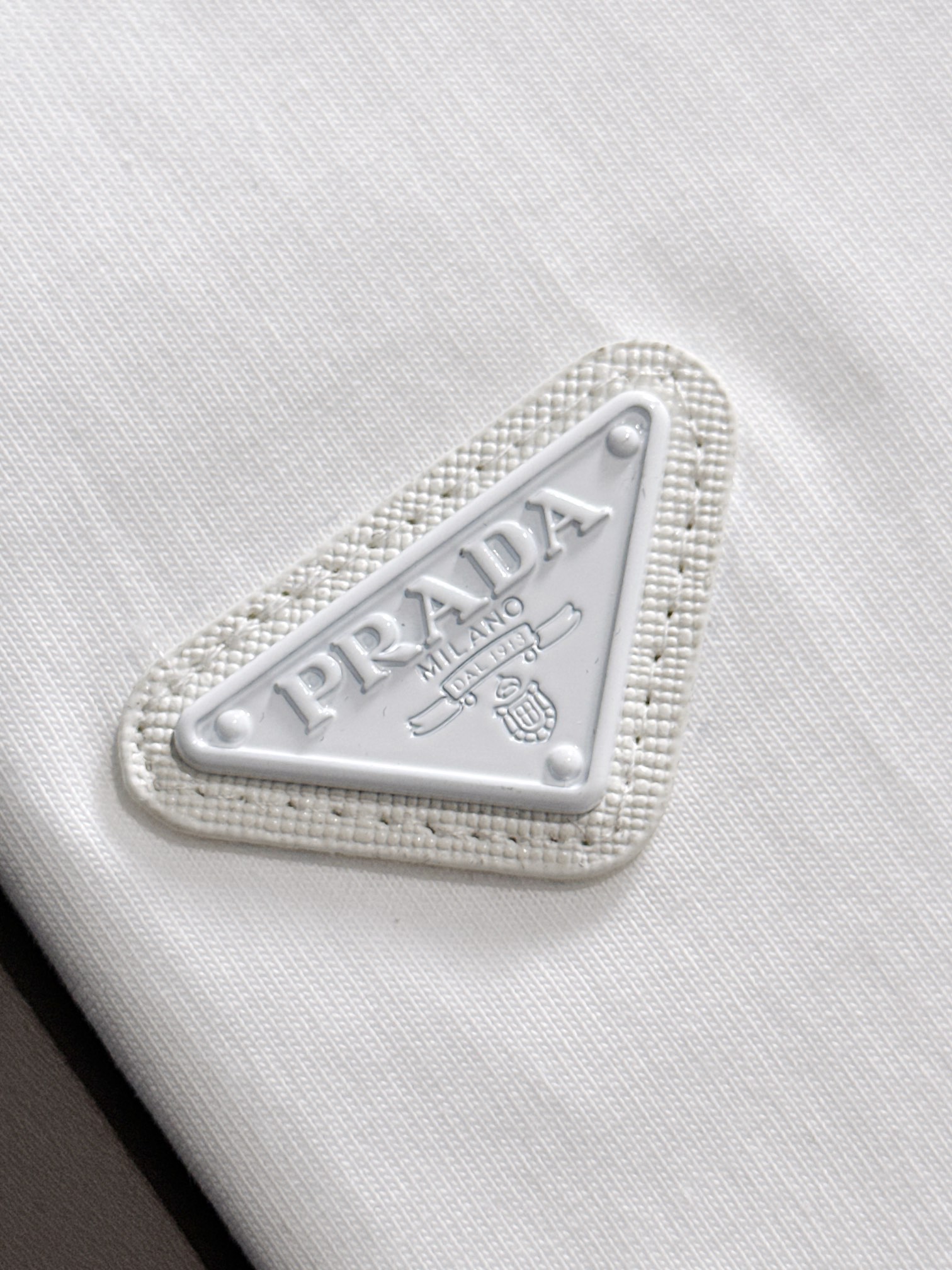 PRADA T-SHIRT