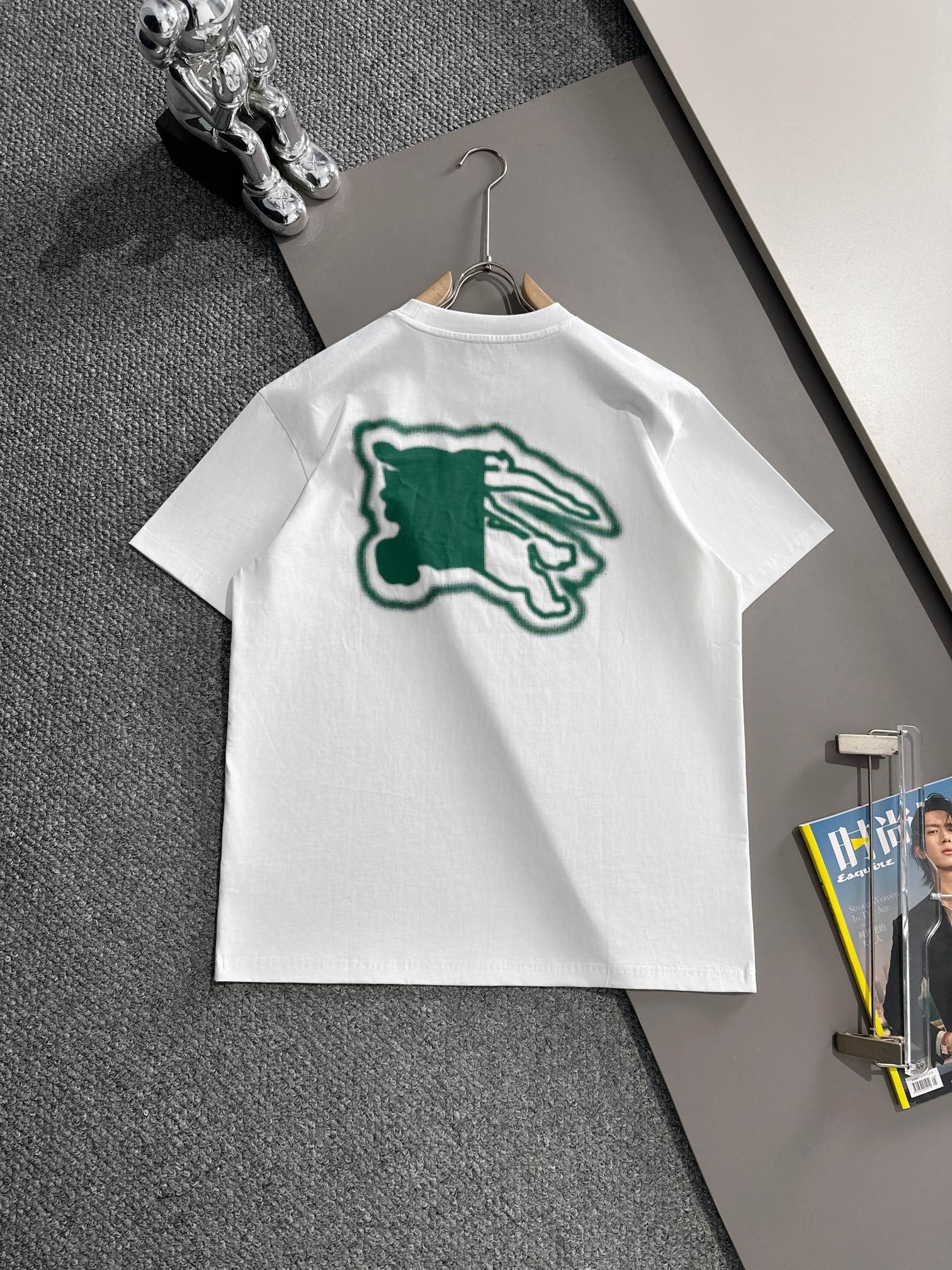 BURBERRRY T-SHIRT