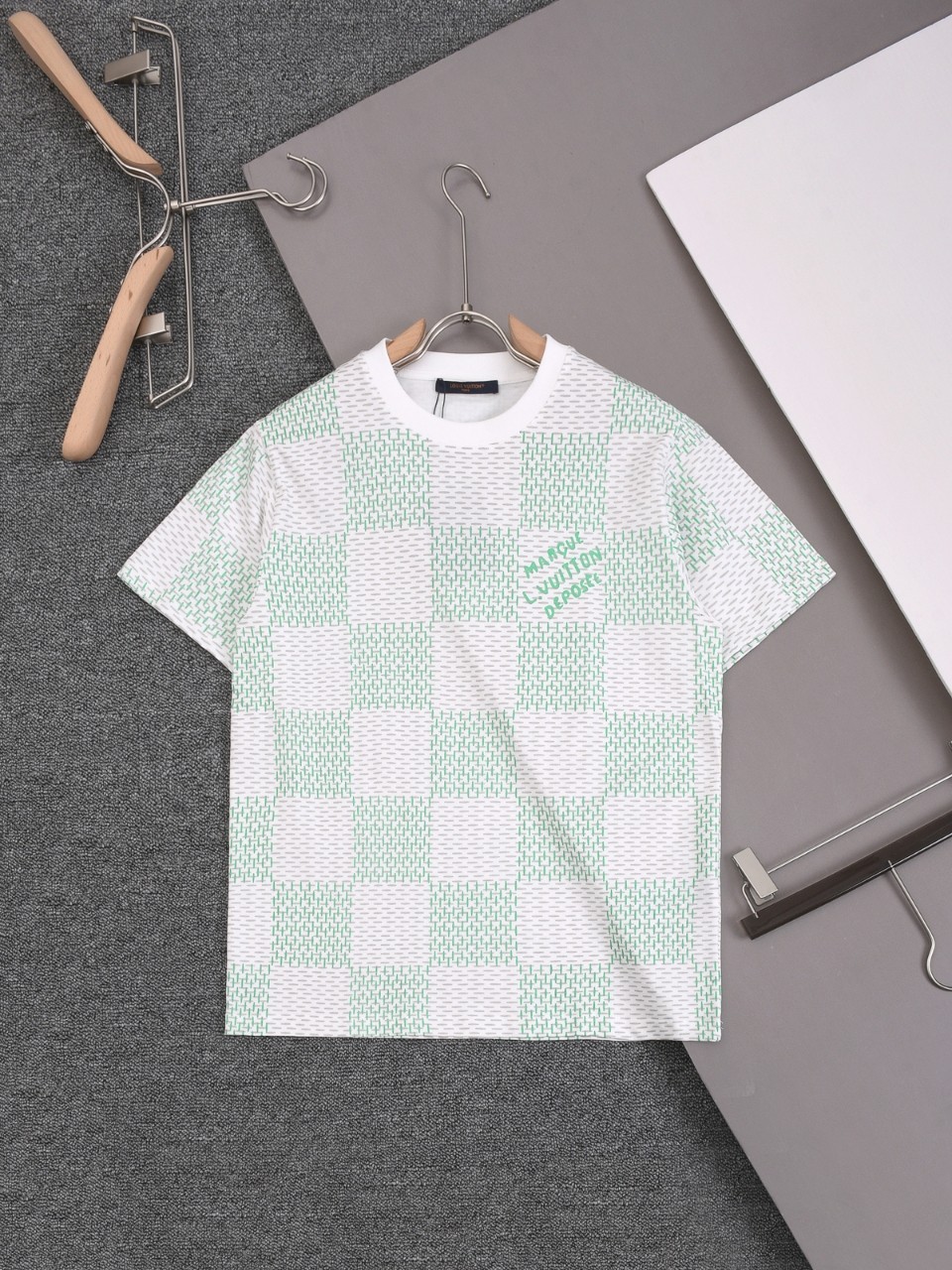 LV T-SHIRT