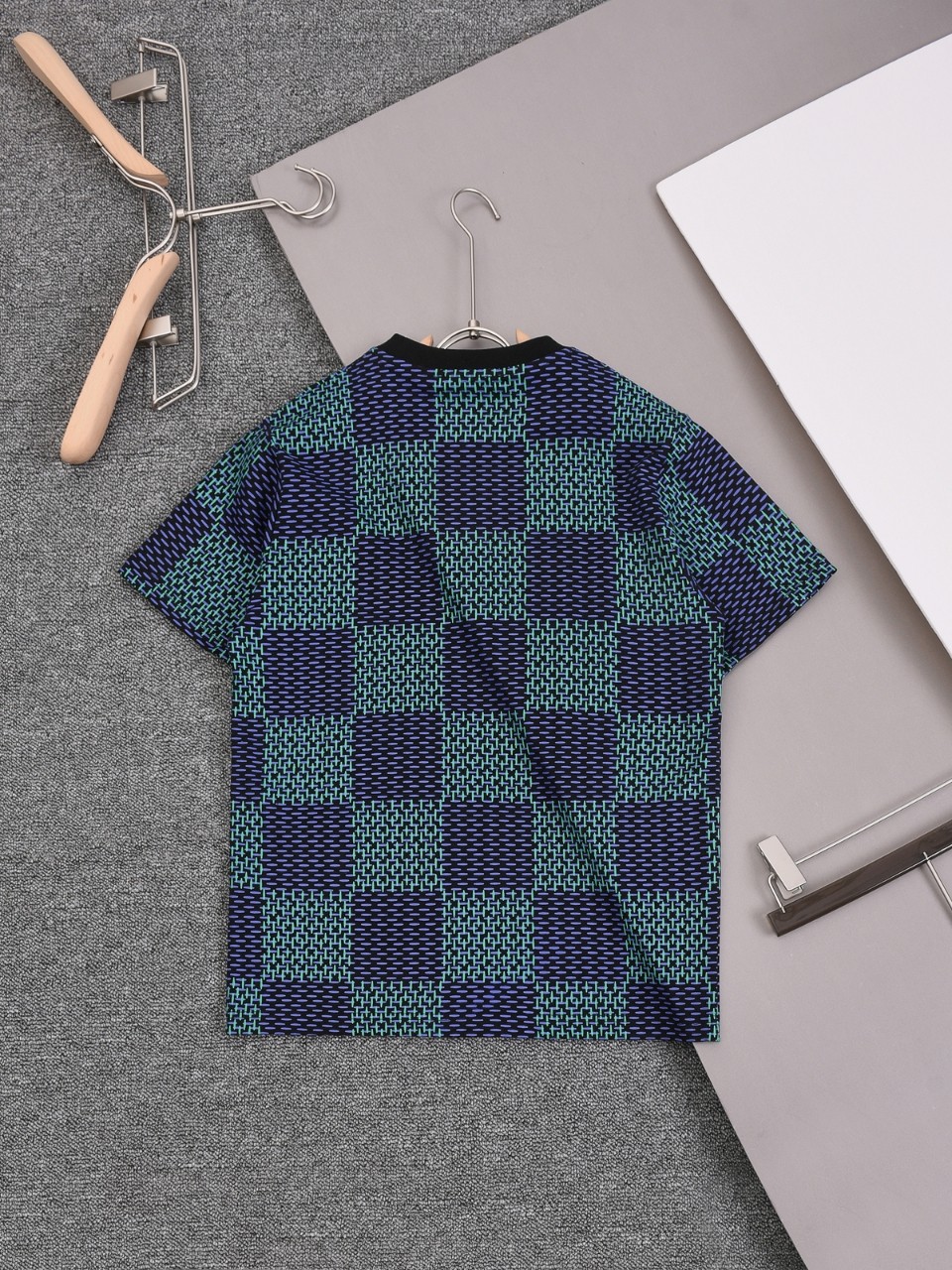 LV T-SHIRT