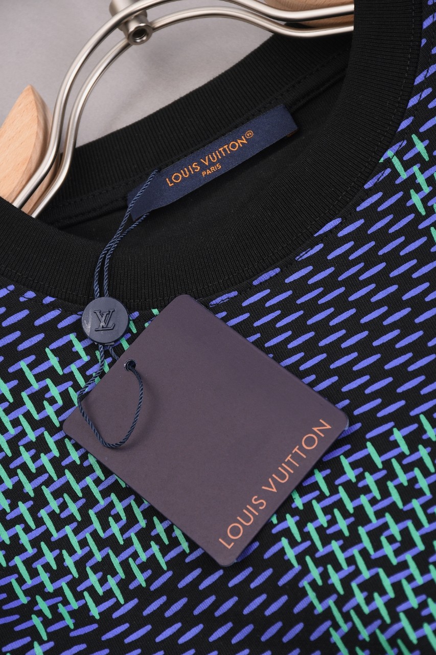 LV T-SHIRT
