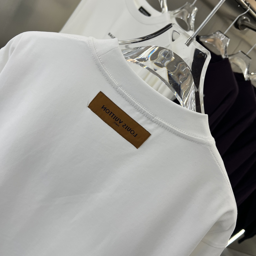 LV T-SHIRT
