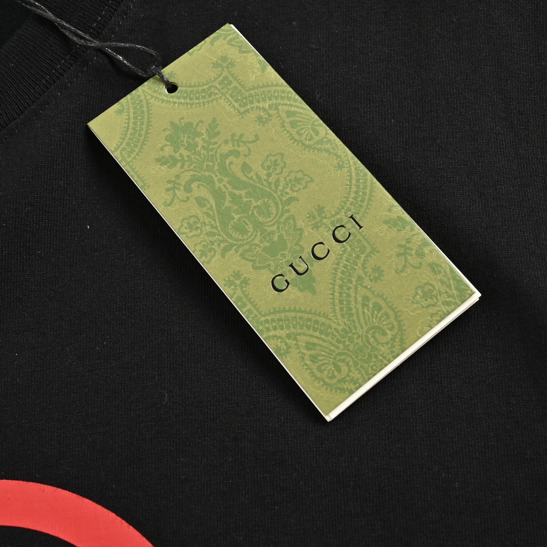 GUCCI T-SHIRT