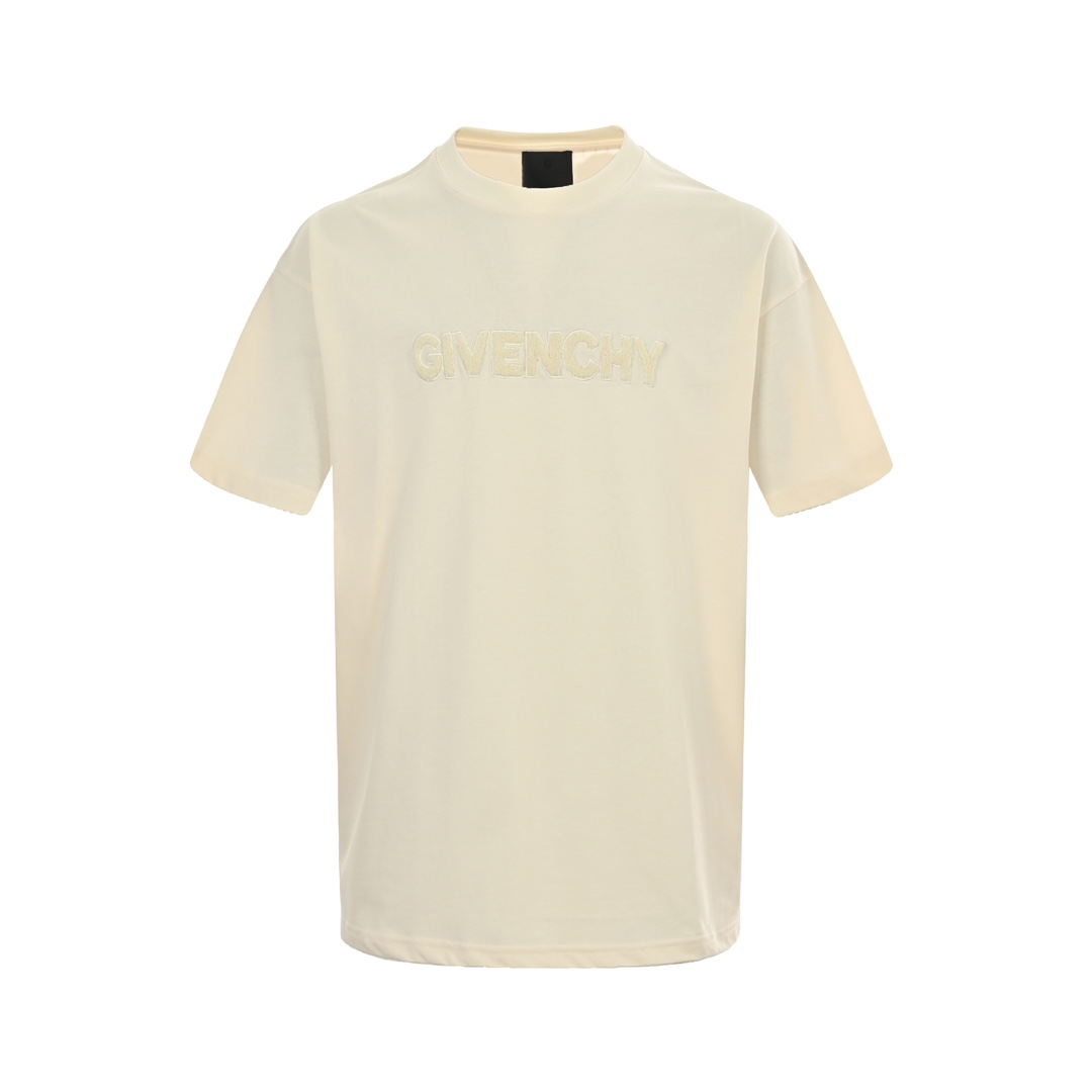 GIVENCHY T-shirt