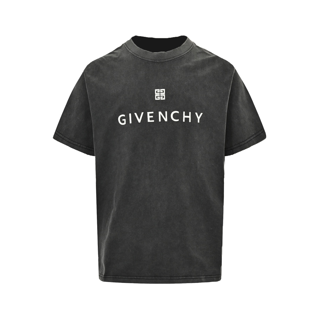 GIVENCHY T-shirt