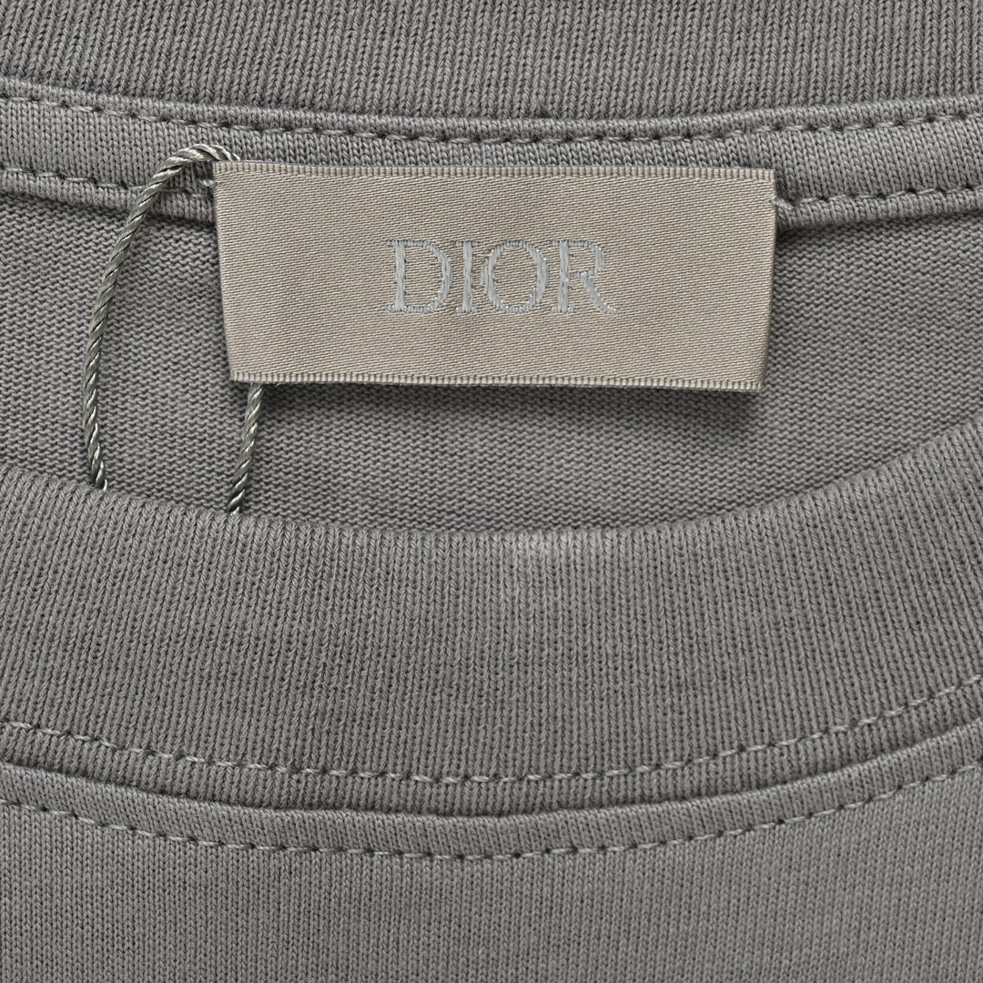 DIOR T-SHIRT
