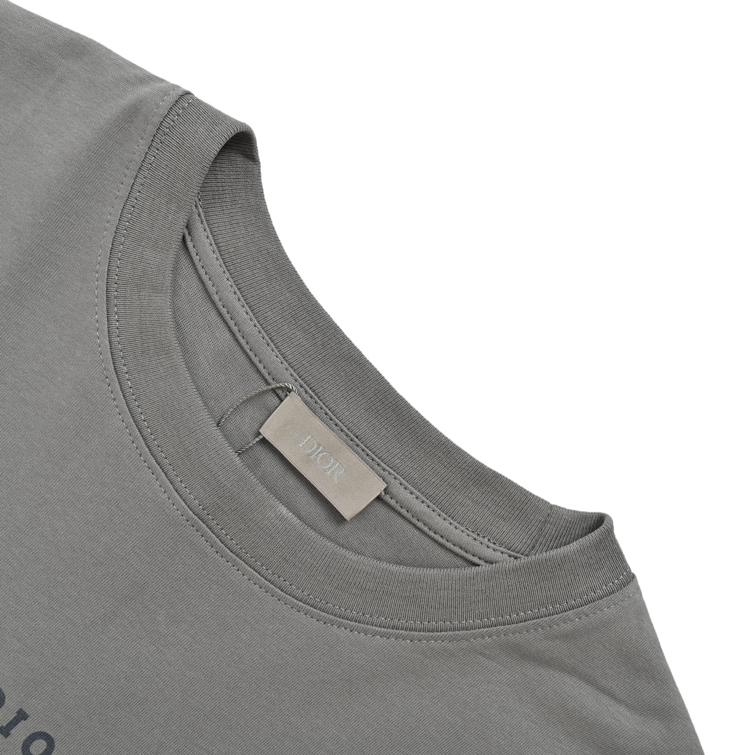 DIOR T-SHIRT