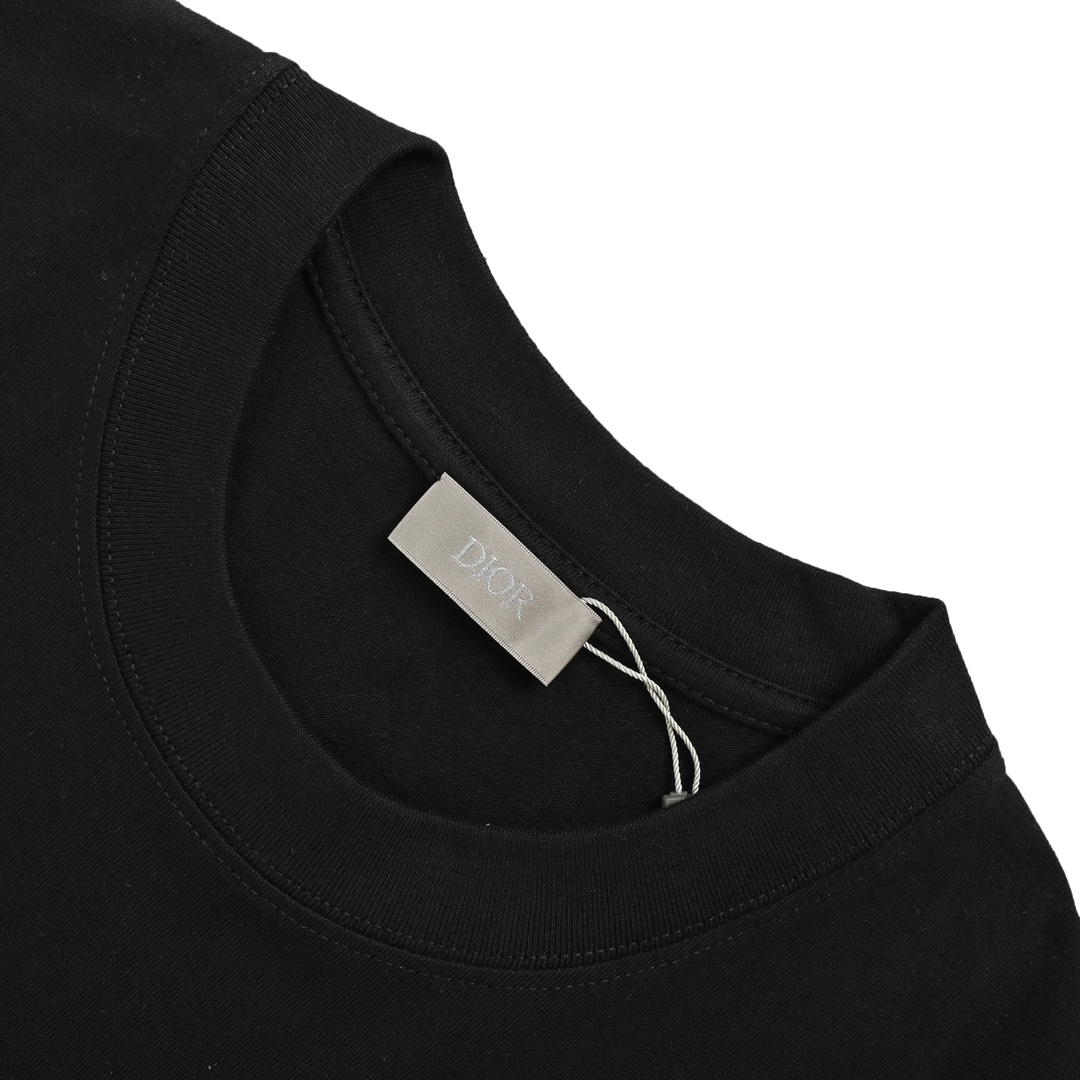 DIOR T-SHIRT