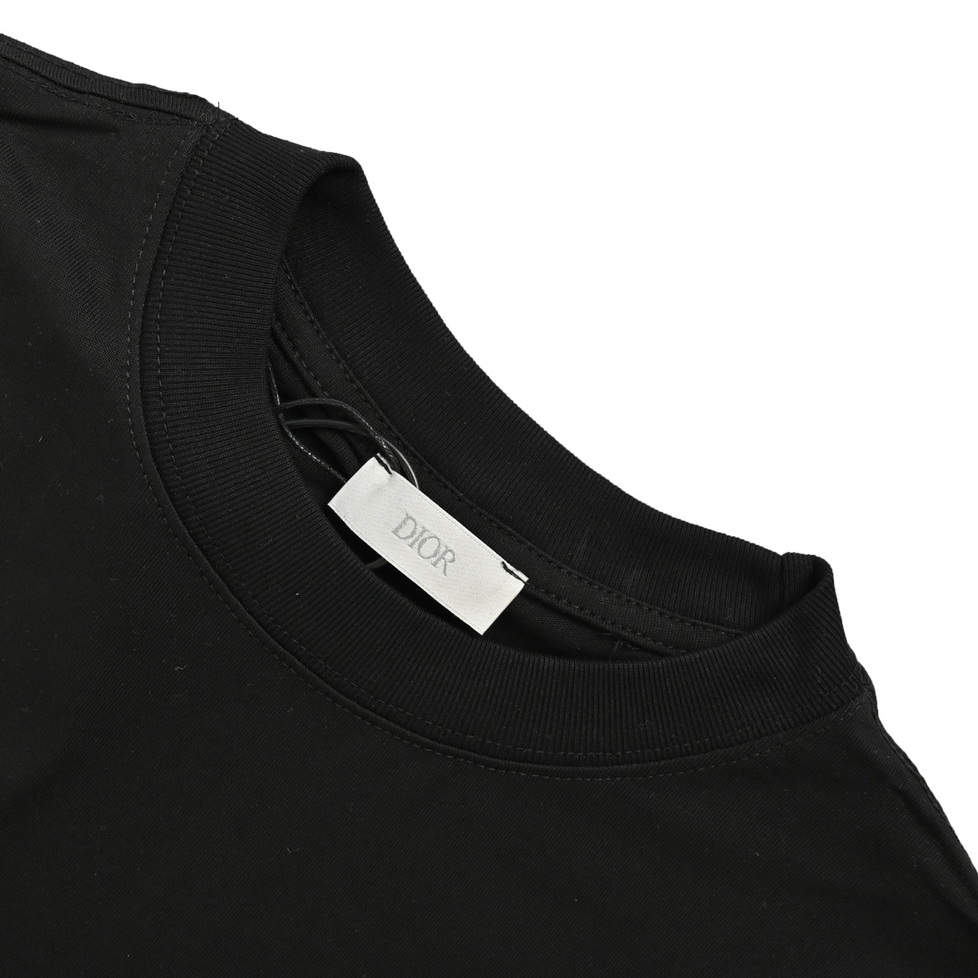 DIOR T-SHIRT