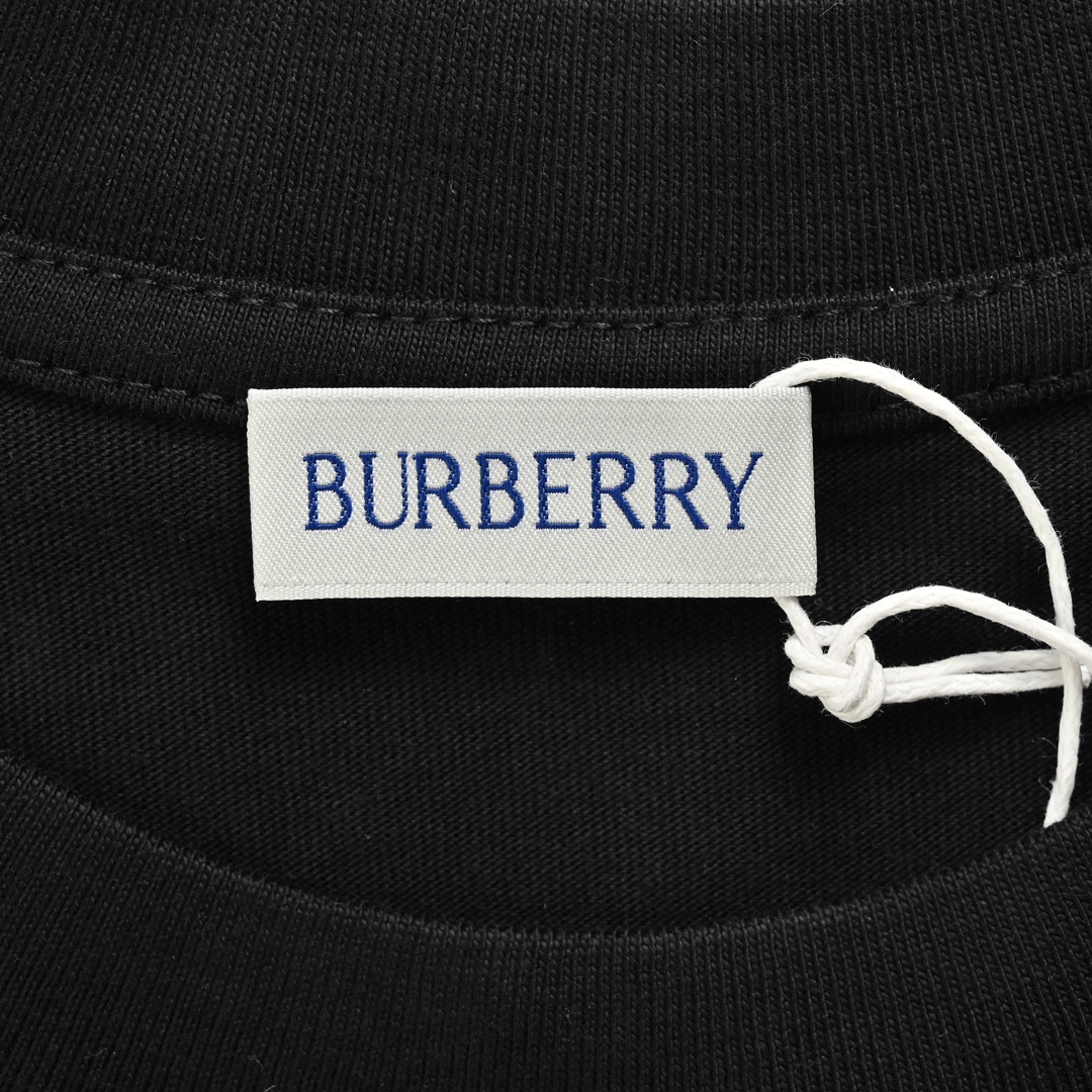 BURBERRY T-Shirt