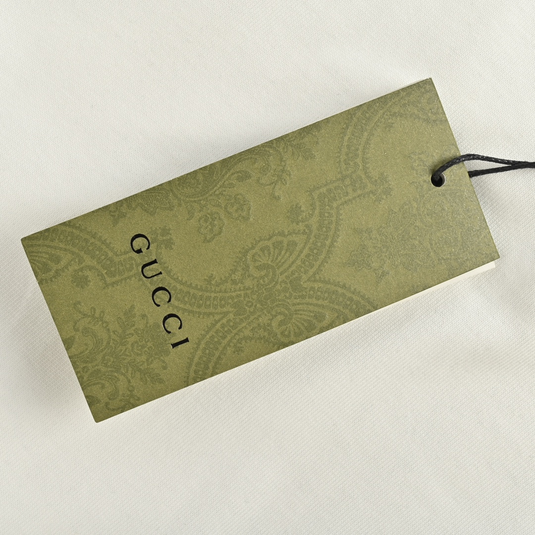 GUCCI T-shirt