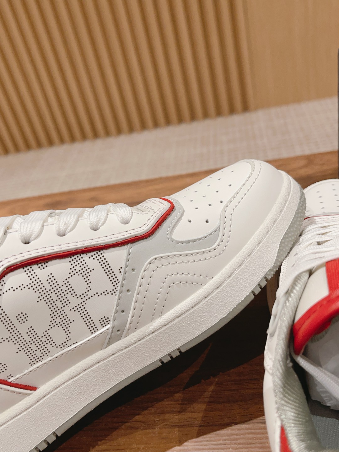 DIOR B27