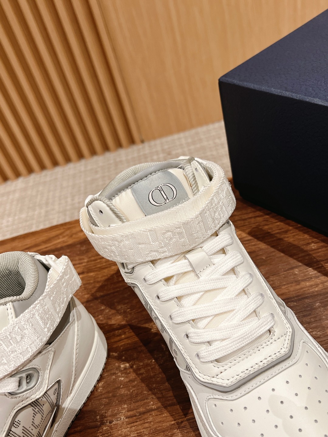 DIOR B27 HIGH TOP