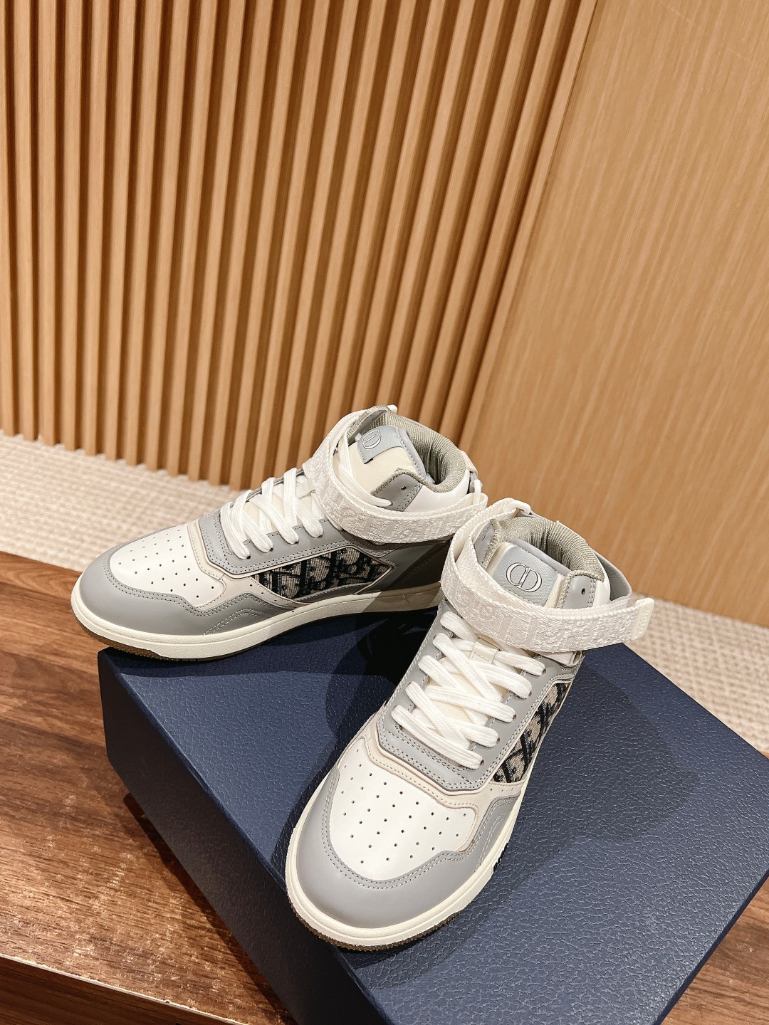 DIOR B27 HIGH TOP