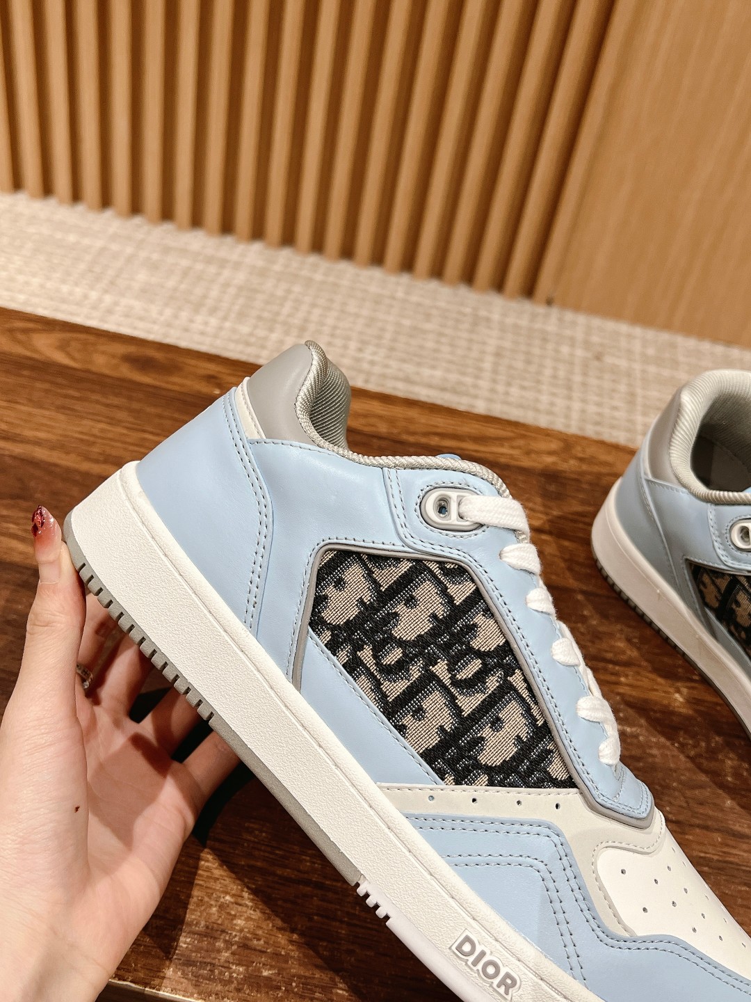 DIOR SNEAKER