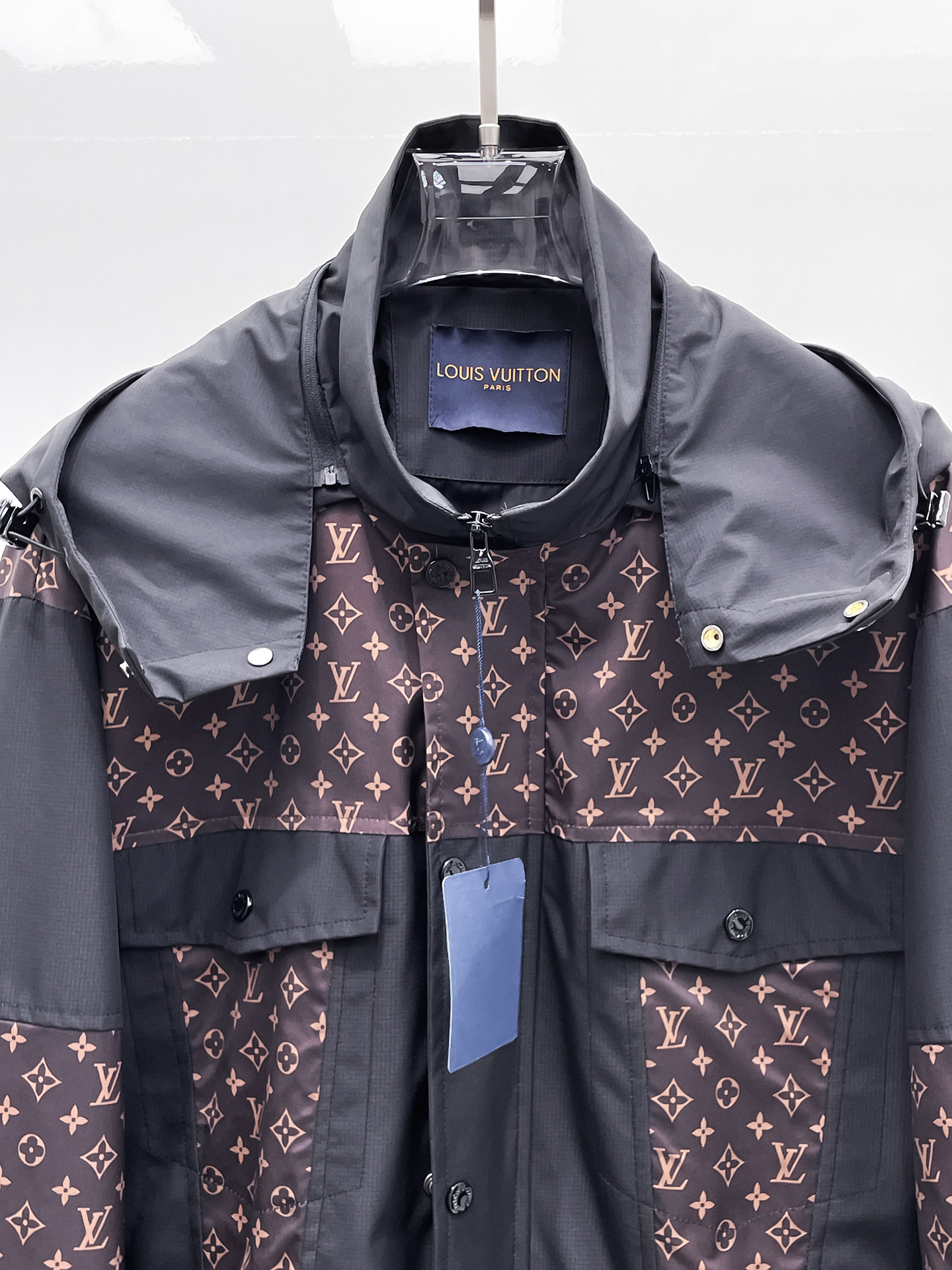 LV