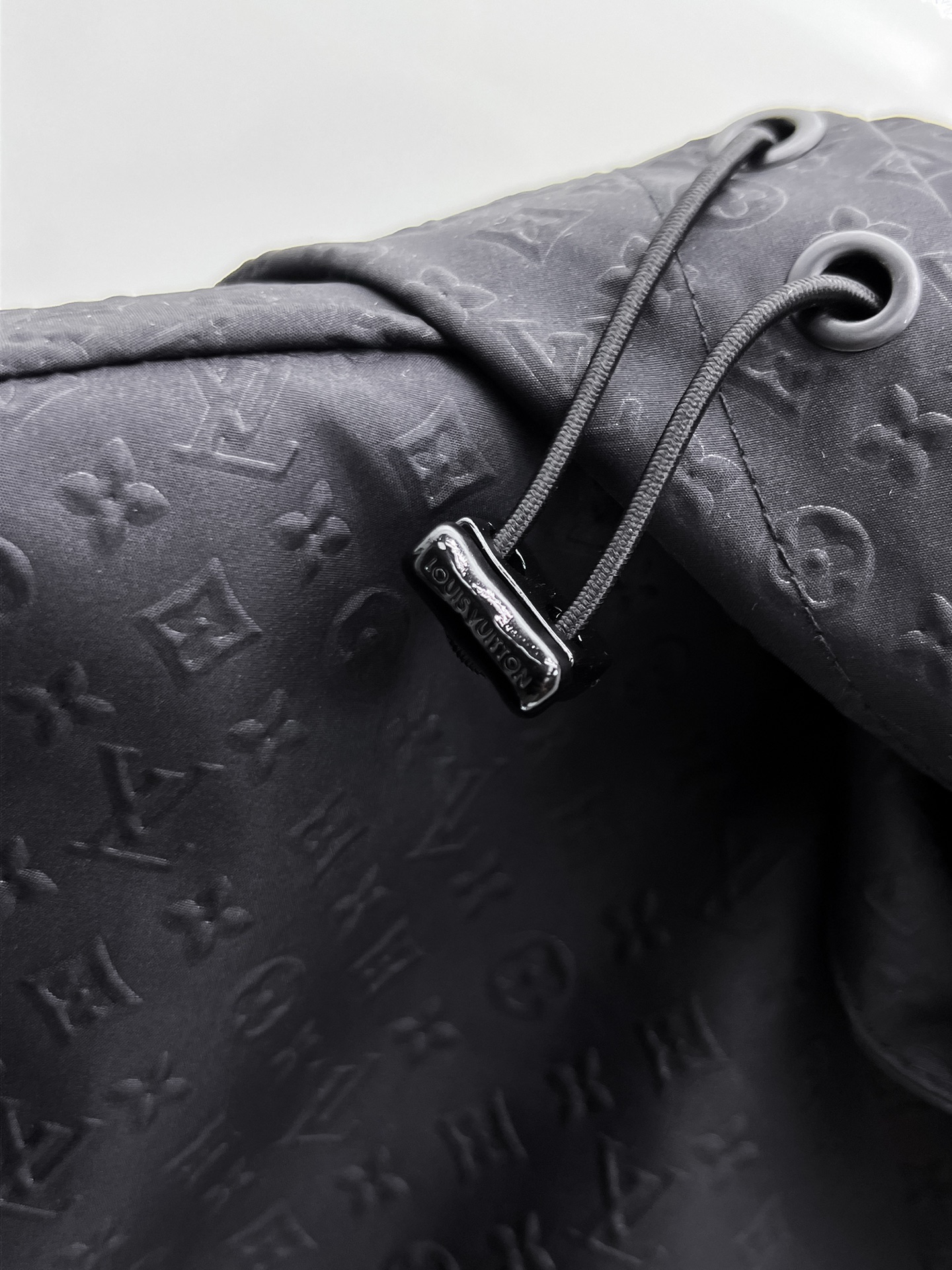 LV