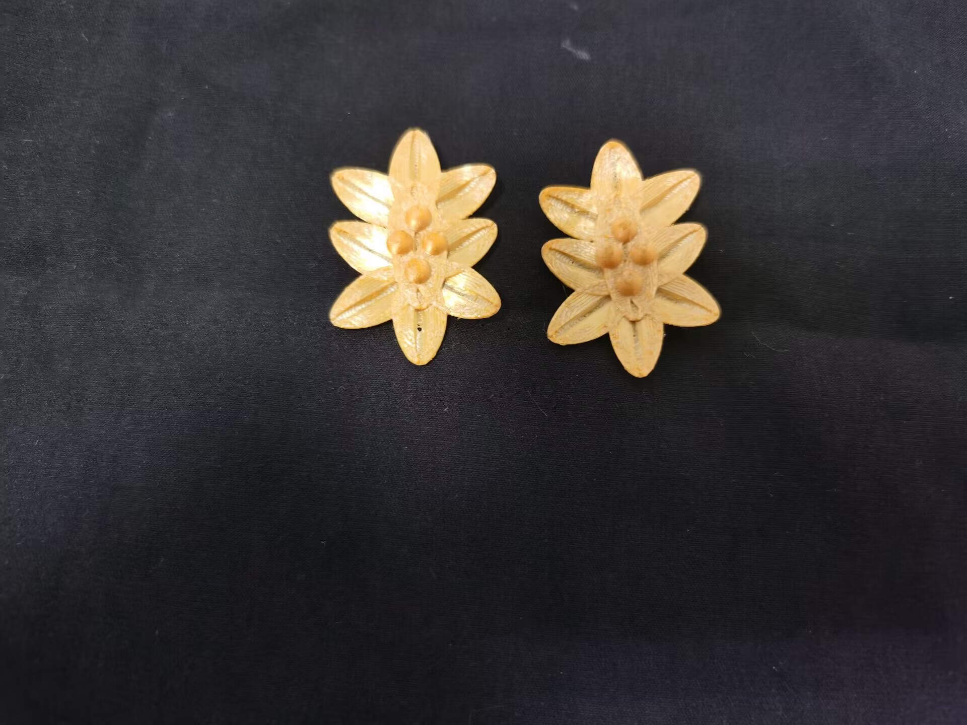 Goddess of Victory: Nikke Commandant Cosplay Prop badge brooch accessories