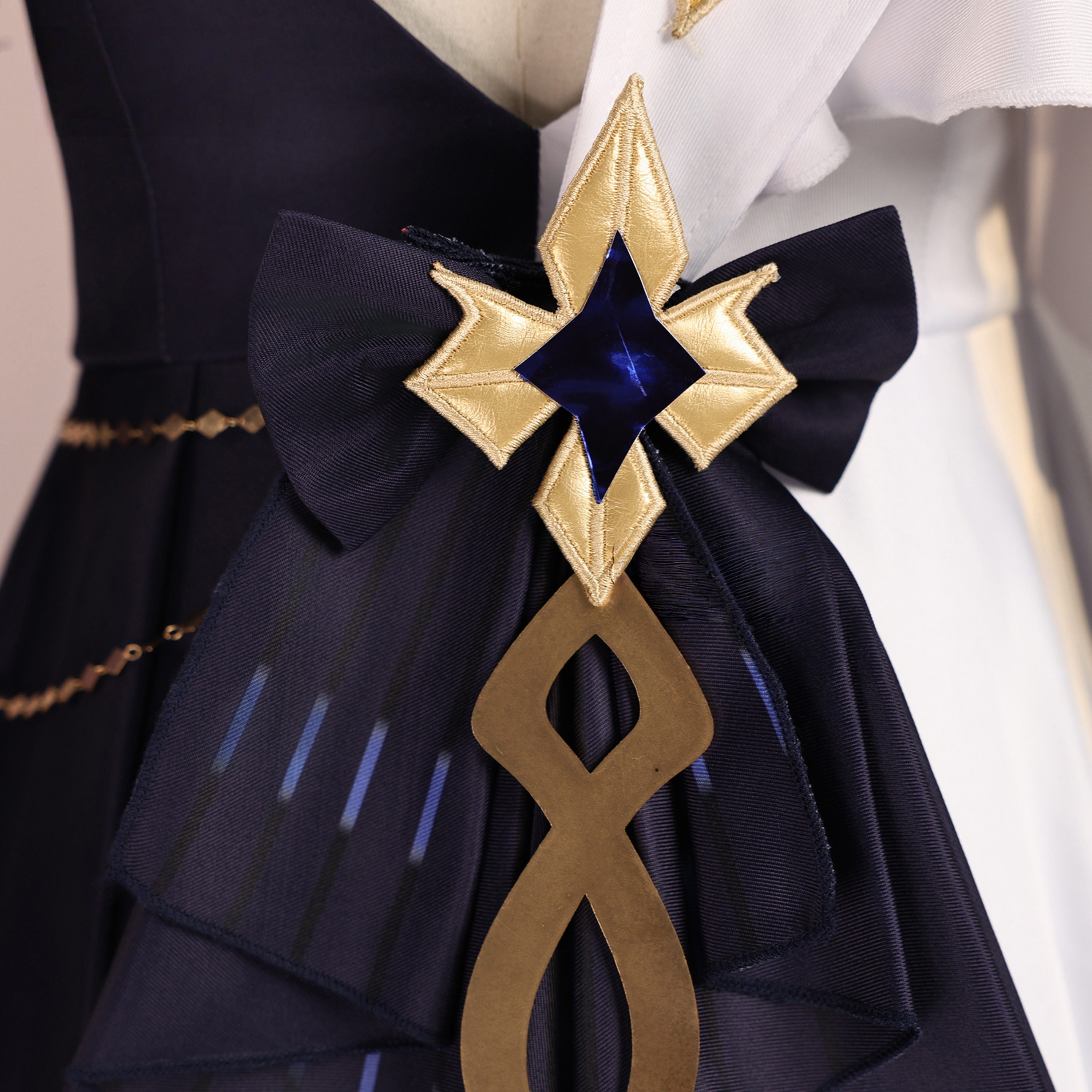 Genshin Impact Form Naberius Cosplay Costume