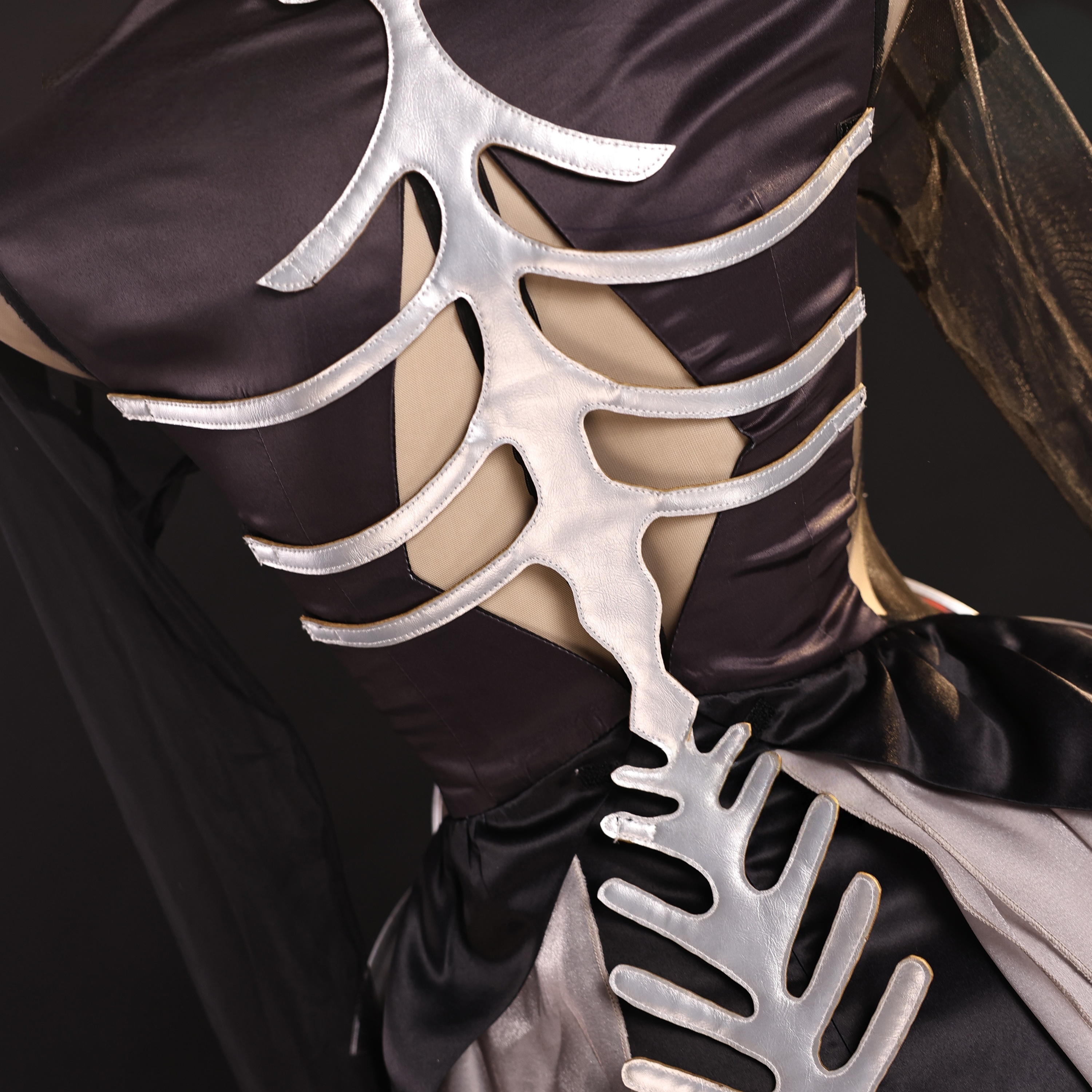 Genshin Impact Ronova Cosplay Costume