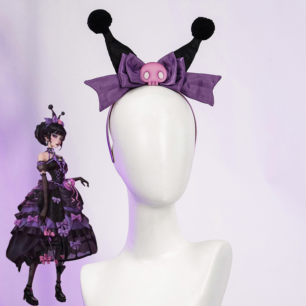 Identity V x Sanrio Bloody Queen Mary Cosplay Prop R20240223