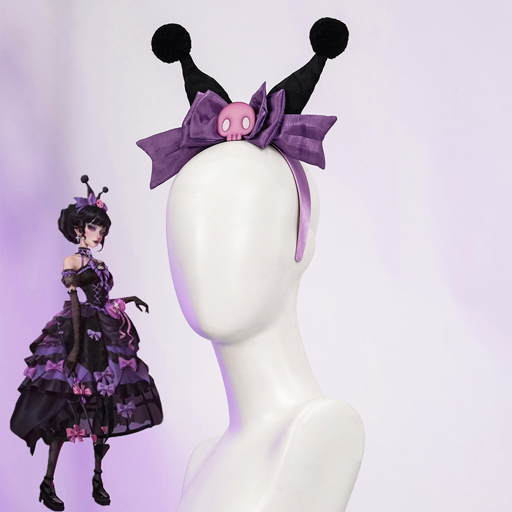 Identity V x Sanrio Bloody Queen Mary Cosplay Prop R20240223