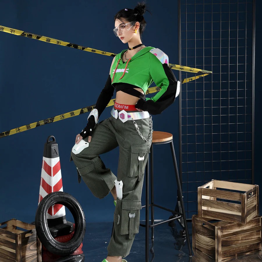 Overwatch 2 X LE SSERAFIM FEARLESS Illari Cosplay Costume