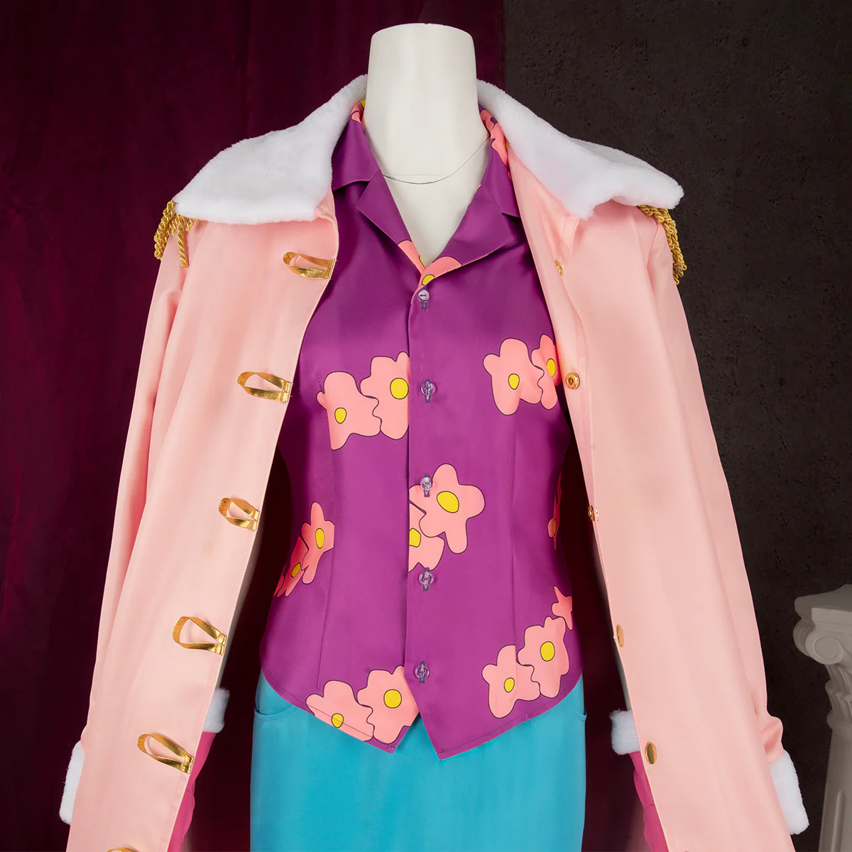 One Piece Tashigi Cosplay Costume