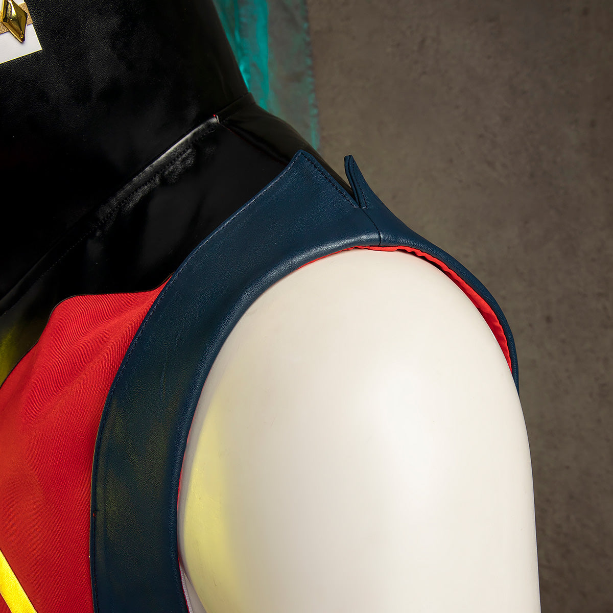 Gundam Char Aznable Cosplay Costume