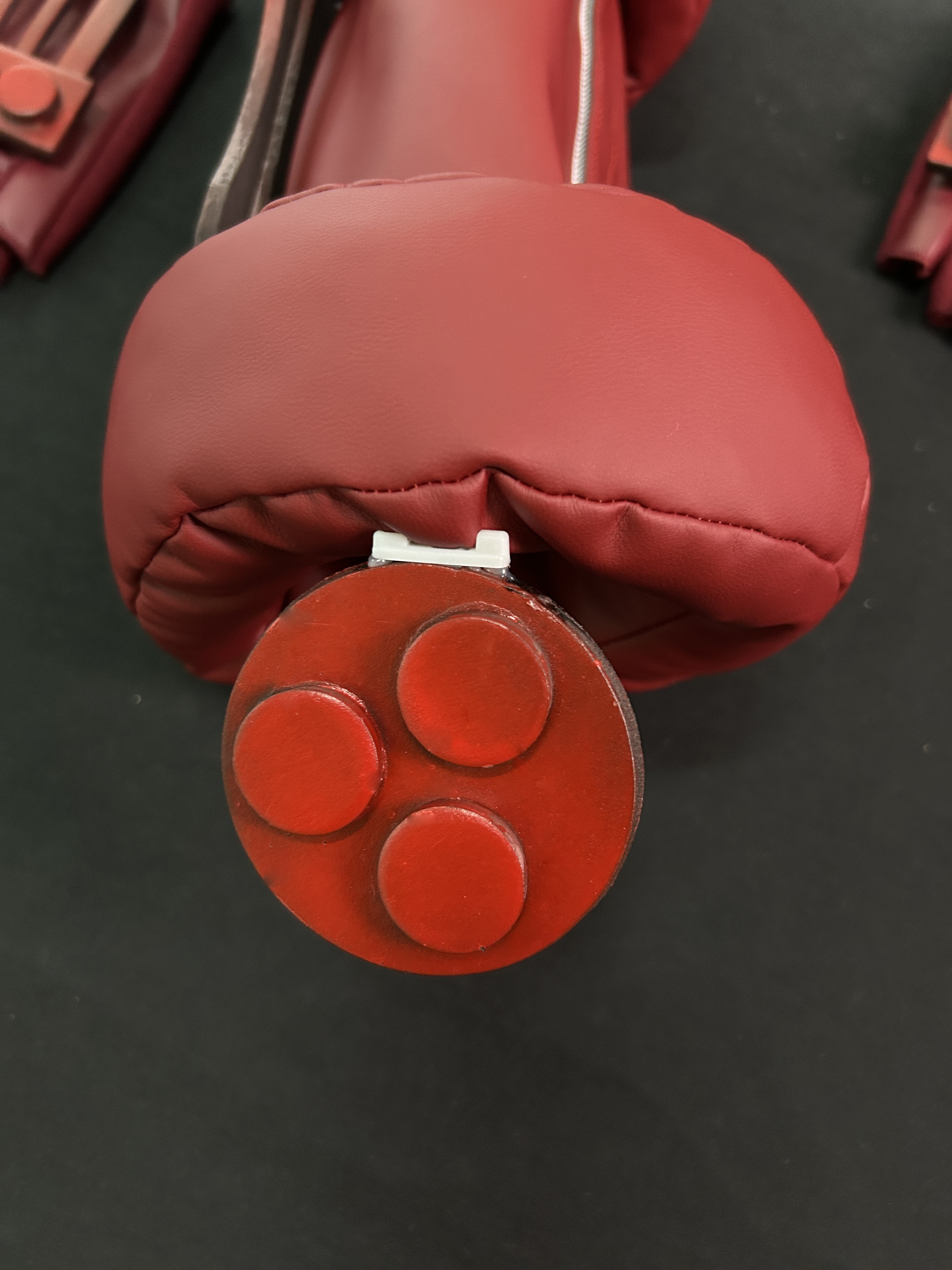 Street Fighter Cammy White Cosplay Props Gloves Bracers