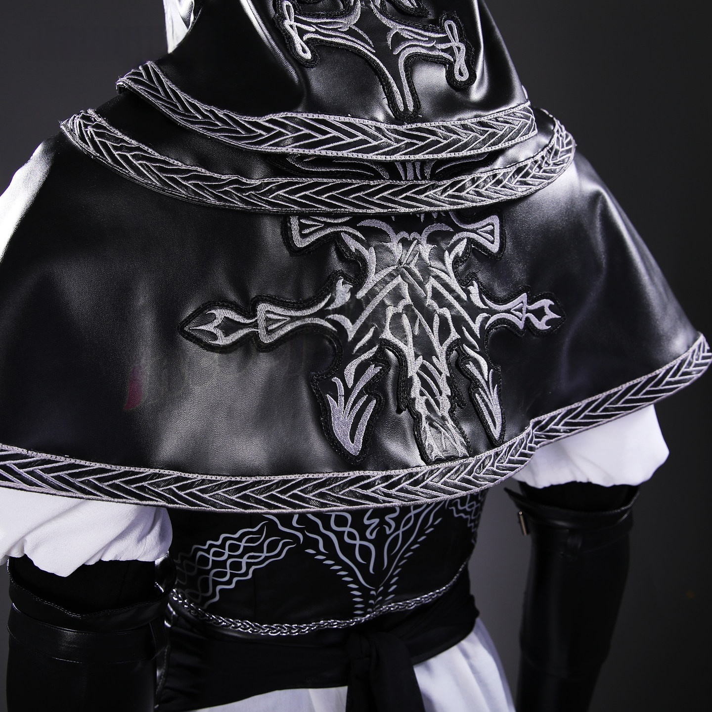 E ring Nightreign The Forsaken Hollows Undertaker Cosplay Costume