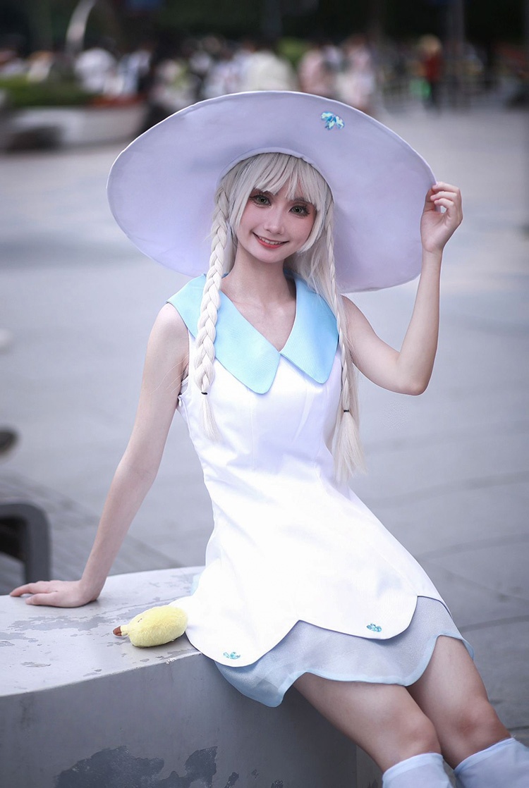 PM Lillie Cosplay Dress with hat and Socks Christmas Cosplay Costume