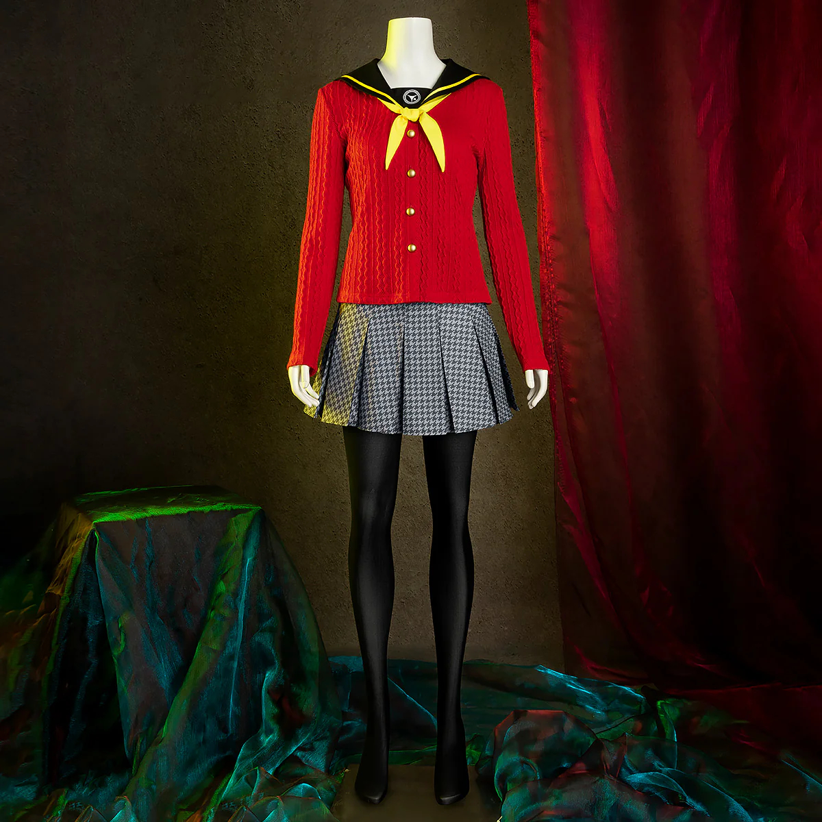 Persona 4 Yukiko Amagi School Uniform Cosplay Costume