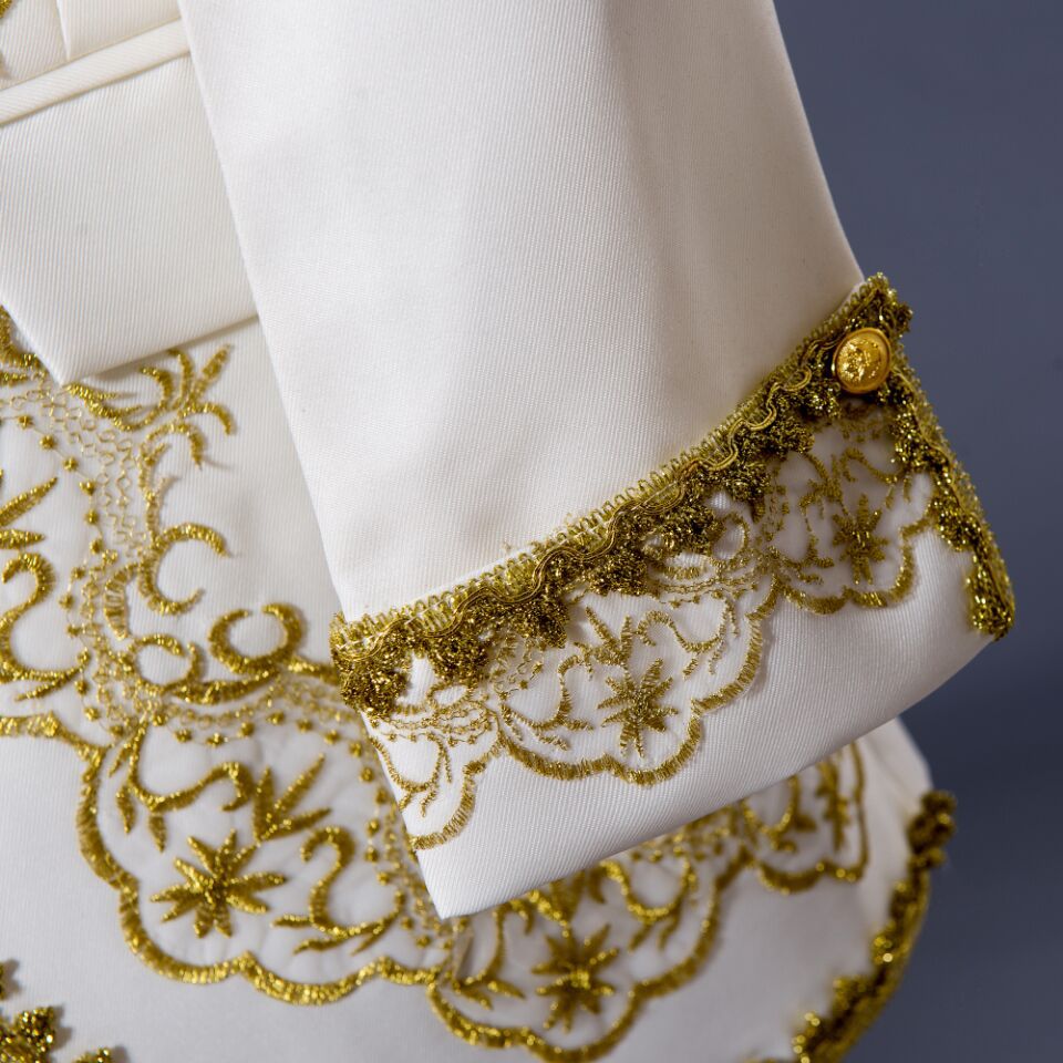 Solid Gold Embroidery Suit S8169-DOOHOOB