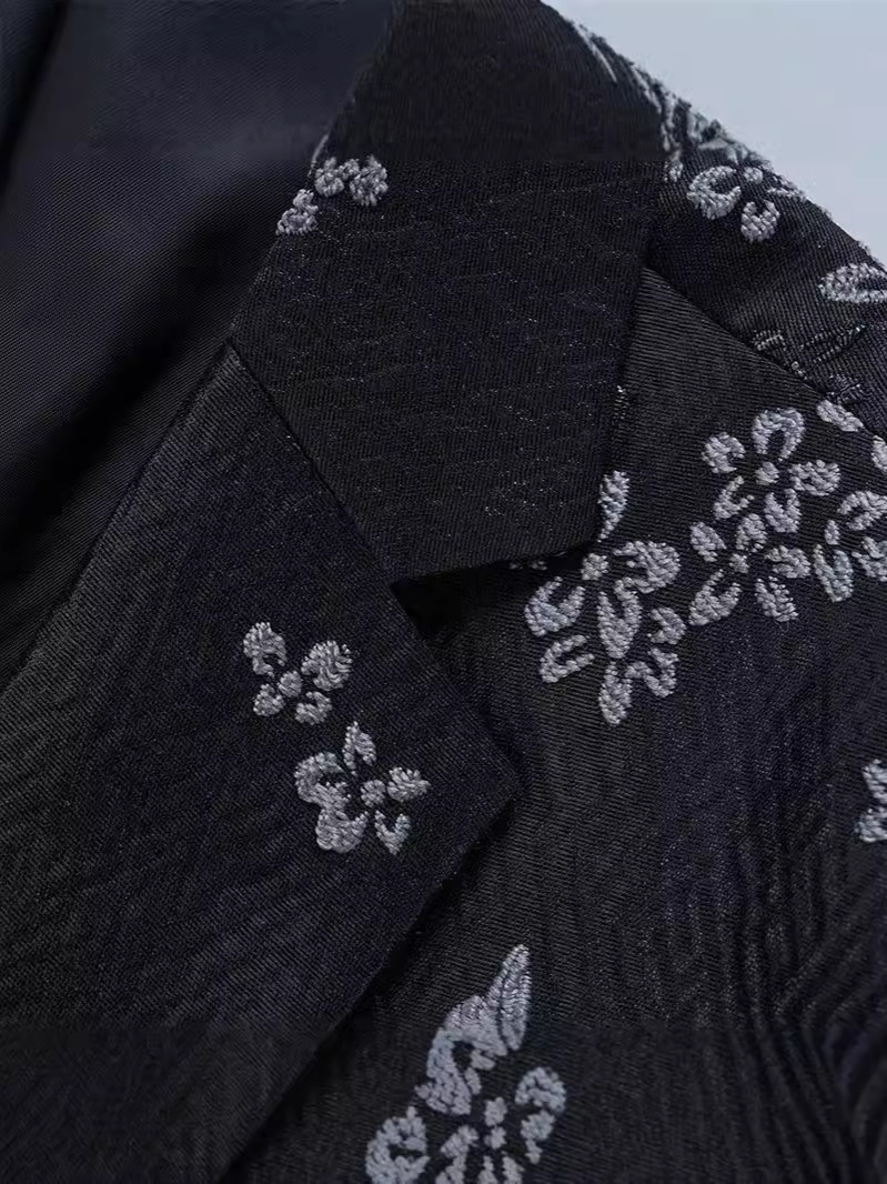 Silver Floral Embroidered Blazer S8509-DOOHOOB